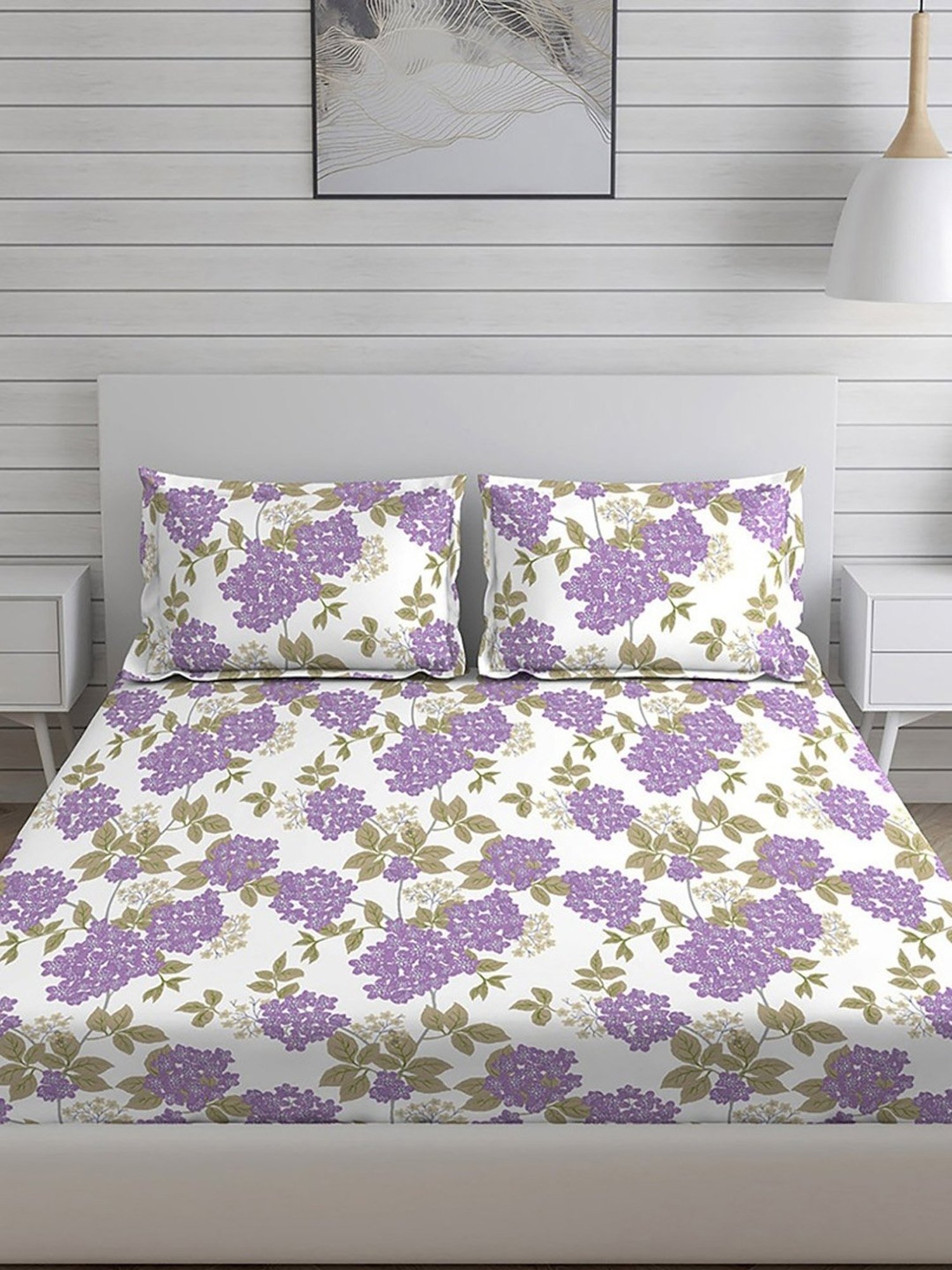 Layers Duracount Nature Violet 225 TC Cotton Queen Bed Sheet with 2 Pillow Covers