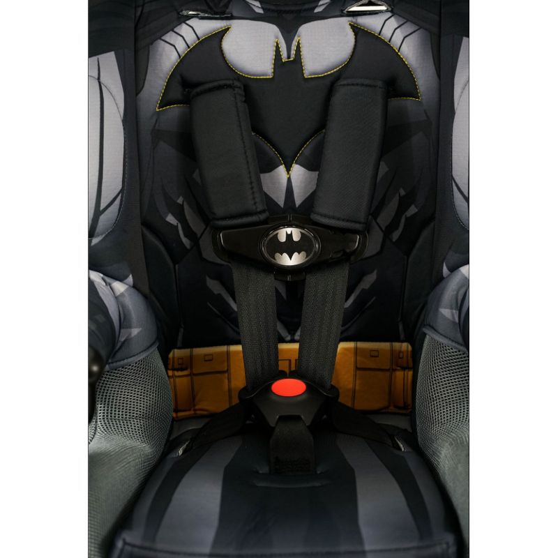KidsEmbrace DC Comics Batman The Caped Crusader Combination Harness Booster Car Seat with Removable Cape Blanket and Washable Car Seat Cover