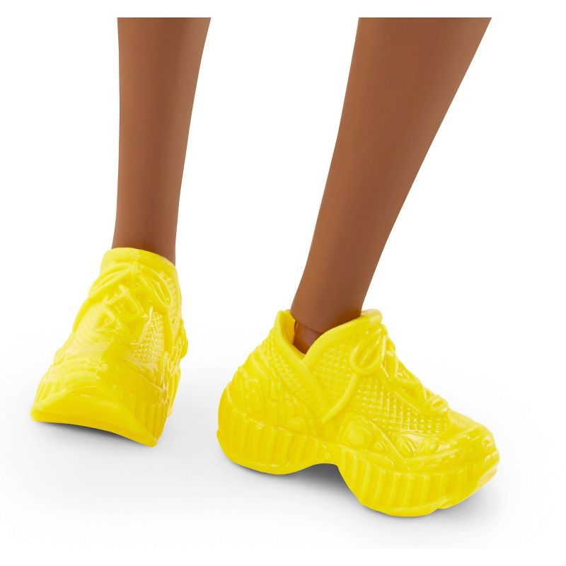 Barbie Holiday Let It Snow Fashion Outfit Pack