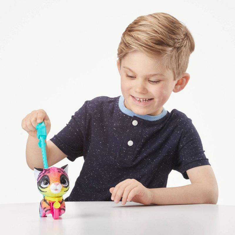 furReal Walkalots Lil' Wags - Tiger