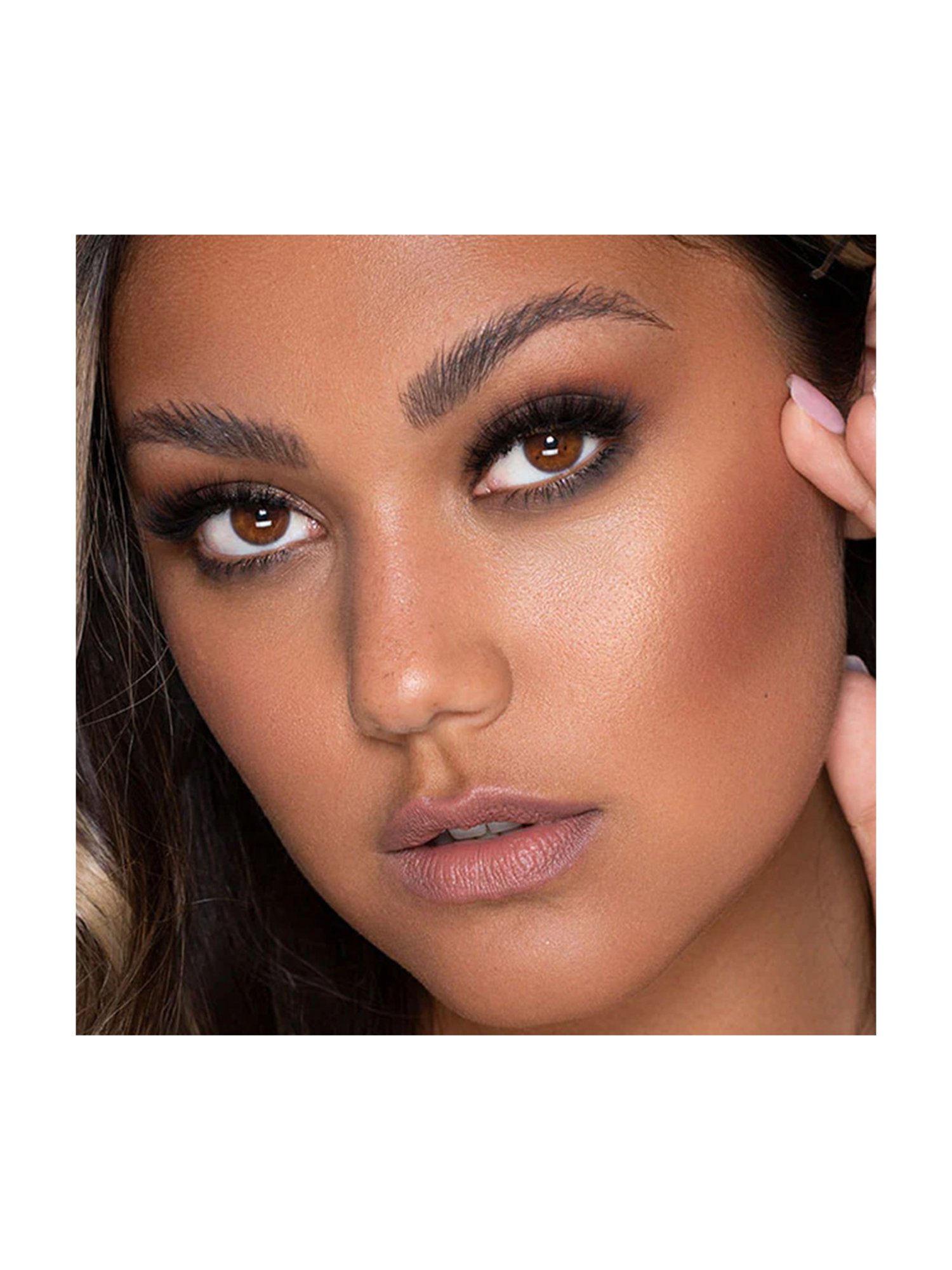 L.A. Girl Tinted Foundation Caramel - 30 ml