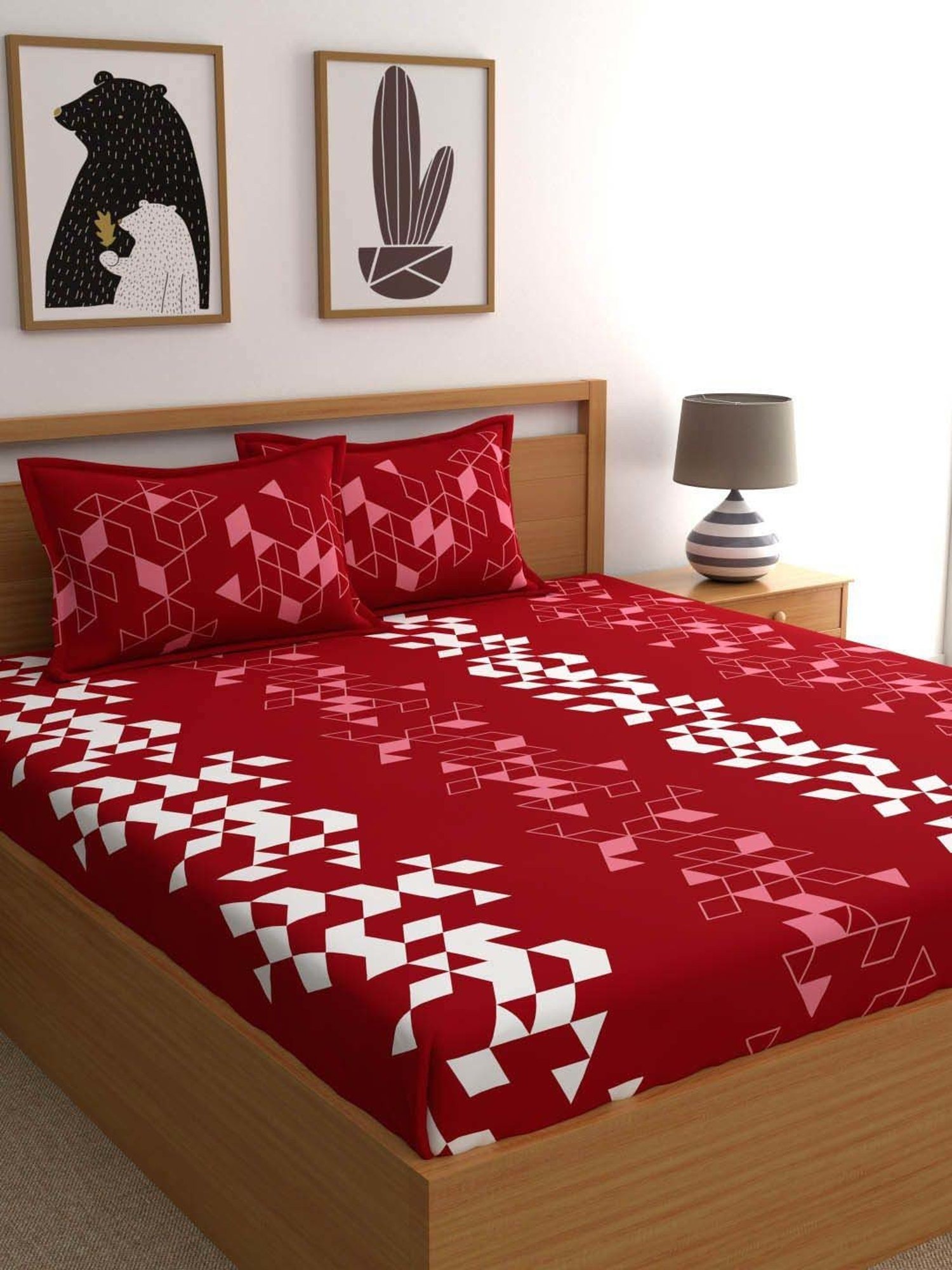 Dreamscape Red Cotton 140 TC King Bedsheet with 2 Pillow Covers
