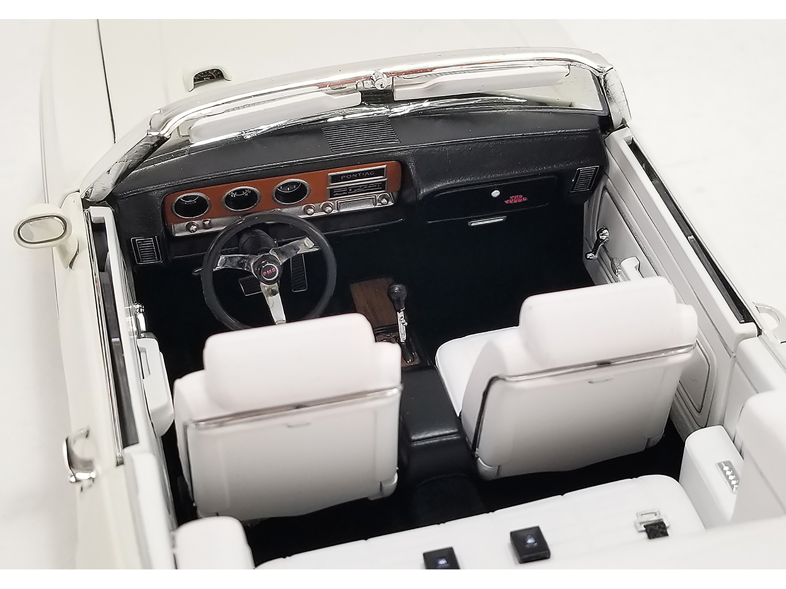 1967 Pontiac Bonneville Tyrol Blue Metallic with Blue Interior Limited Edition to 200 pieces Worldwide 1/43 Model Car by Goldvarg Collection