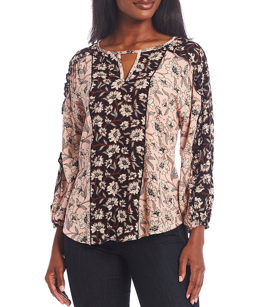Democracy Border Floral Print Woven Notch Neckline Ruffle Edge Shoulder Detail 3/4 Sleeve Top