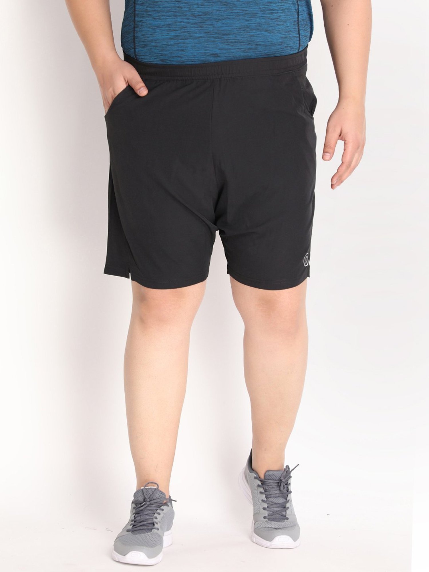 Chkokko Black Regular Fit Shorts
