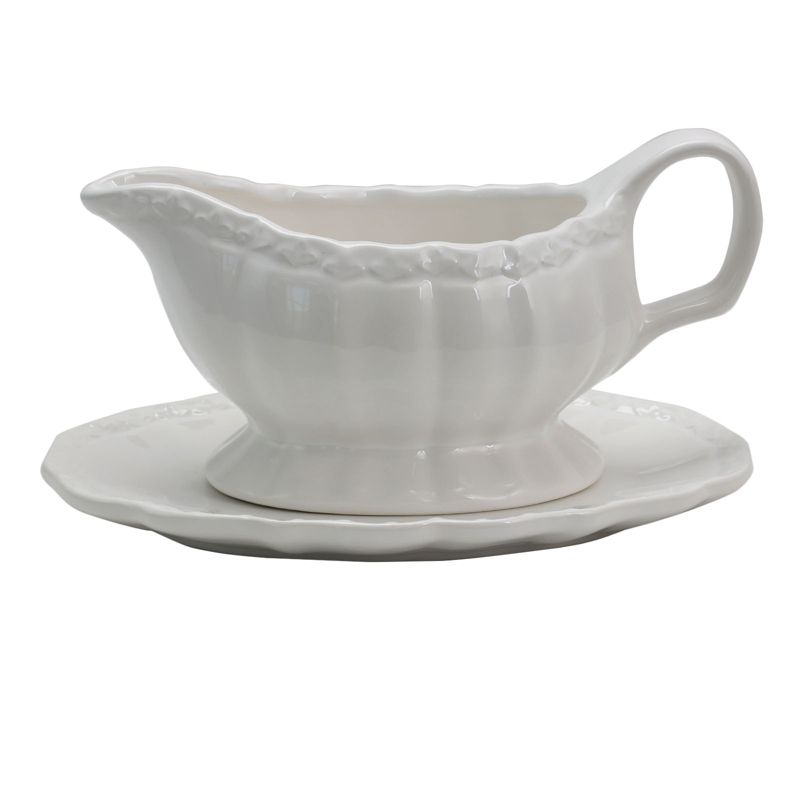 Gibson Home 15 Ounce Caf'e Posh Gravy Boat With Saucer in White