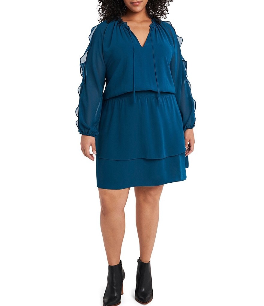 Jkara Plus V-Neck Short Sleeve Beaded Bodice Capelet Gown