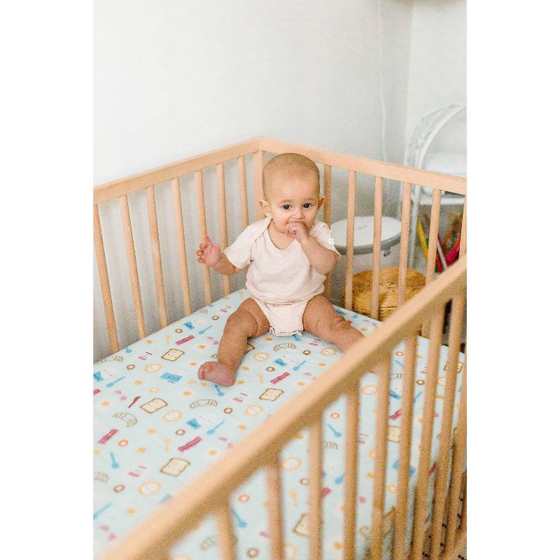 Loulou Lollipop Muslin Fitted Crib Sheet - Breakfast Blue