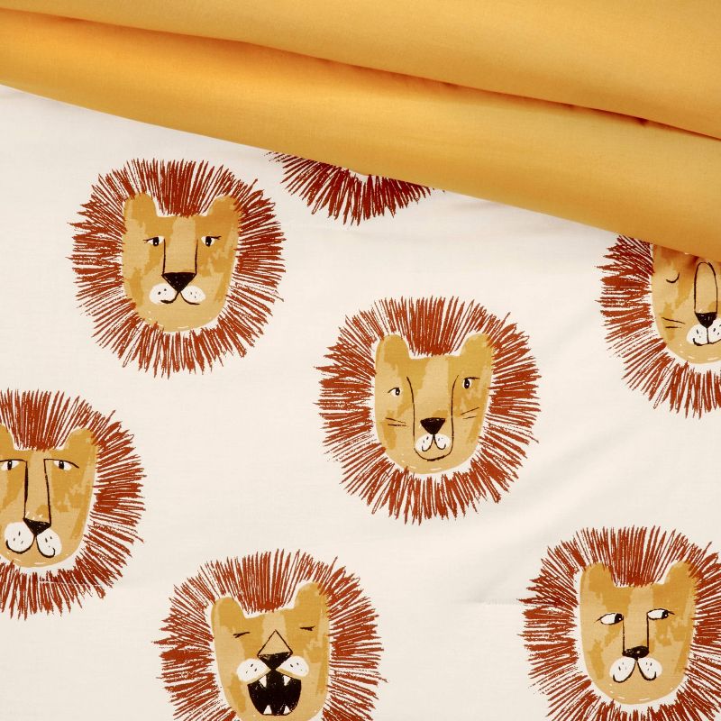 Toddler Lions Cotton Comforter Yellow - Pillowfort™