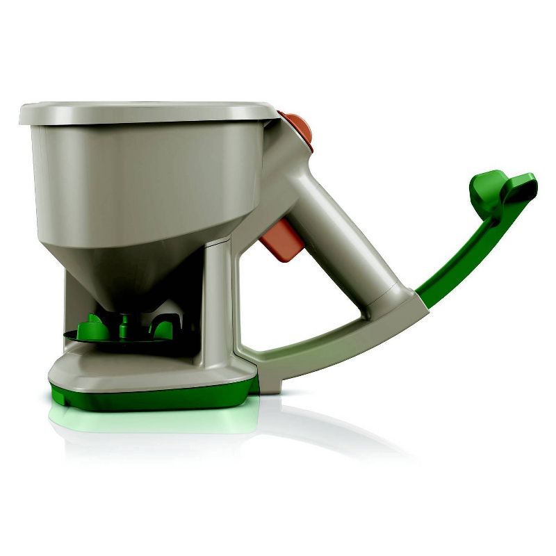 Scotts Whirl Hand-Powered Spreader