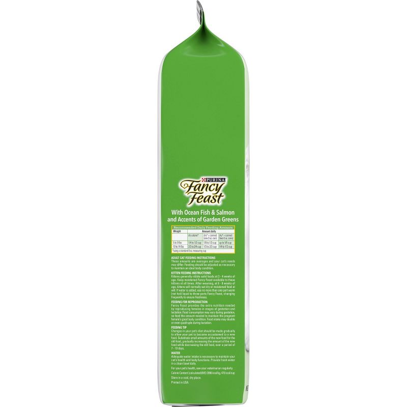 Fancy Feast Gourmet Ocean Fish and Salmon Dry Cat Food - 7lbs