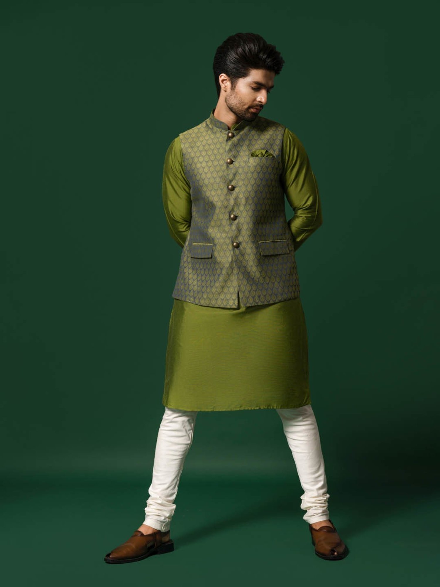 Sanwara Sea Green & White Cotton Regular Fit Chikankari Kurta Bottom Set