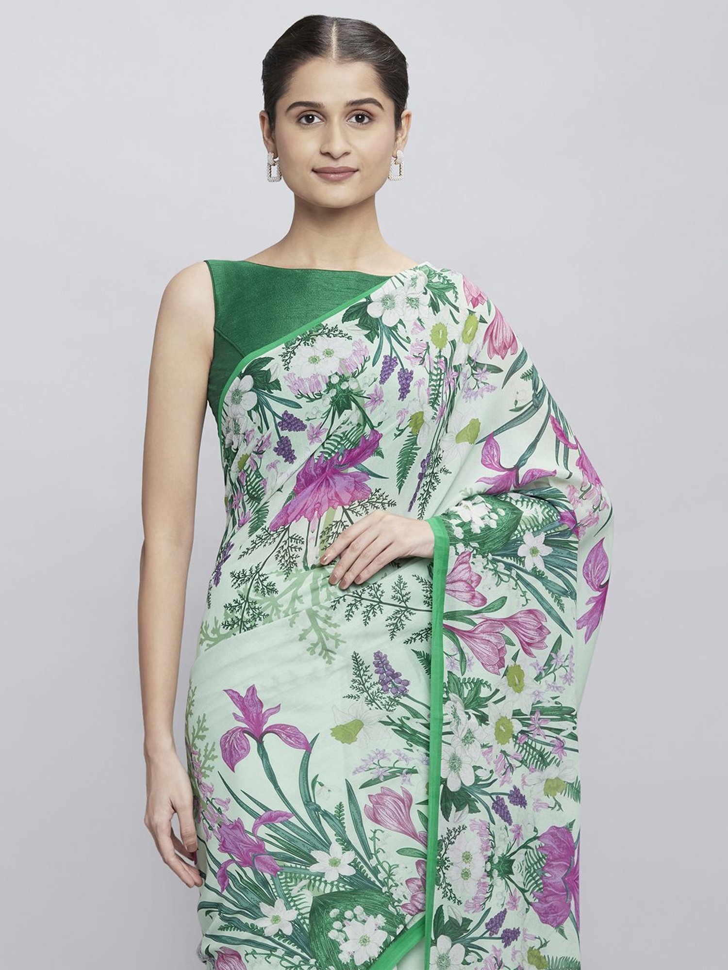 Navyasa Pista Green Liva Georgette Floral Printed Saree With Coordinated Unstitched Blouse Piece