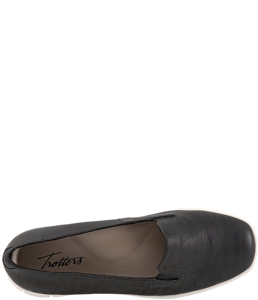 Trotters Universal Leather Slip-Ons