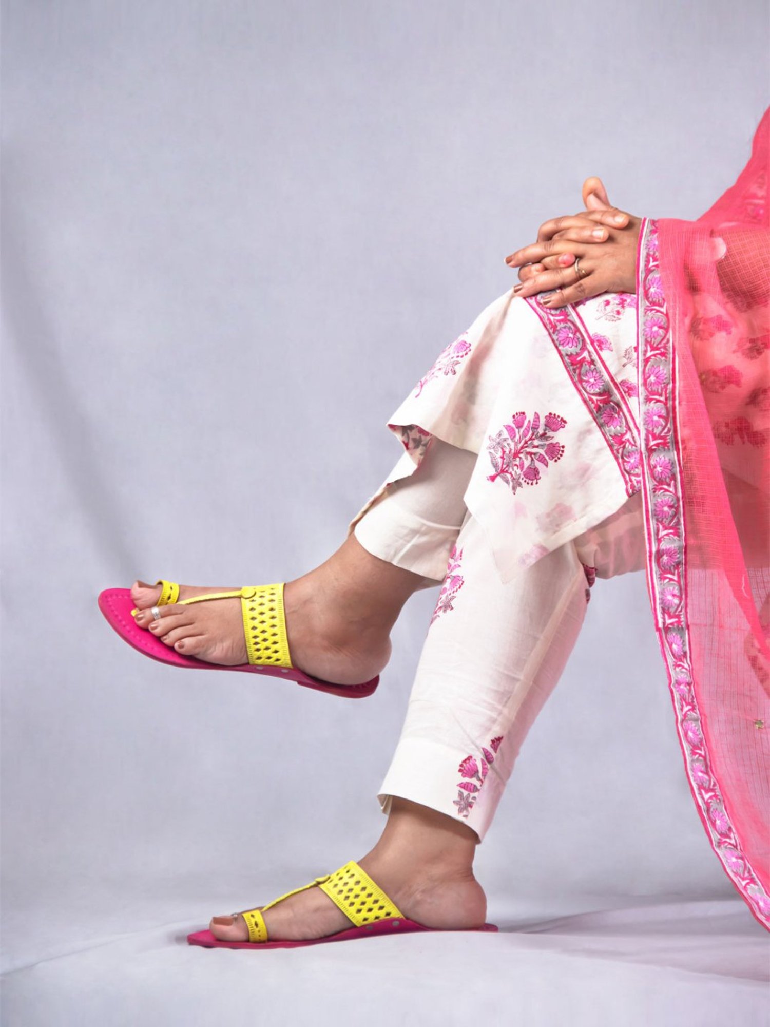 Kalapuri Women's Yellow Kolhapuri Sandals