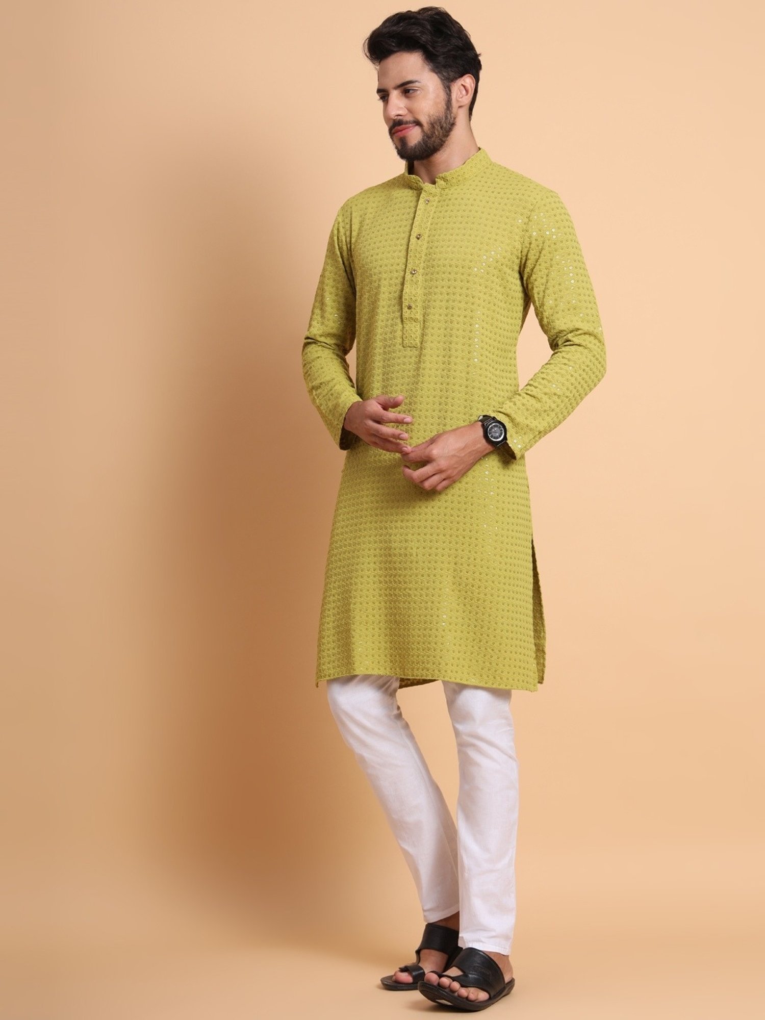 SWAGG INDIA Green Regular Fit Embroidered Kurta