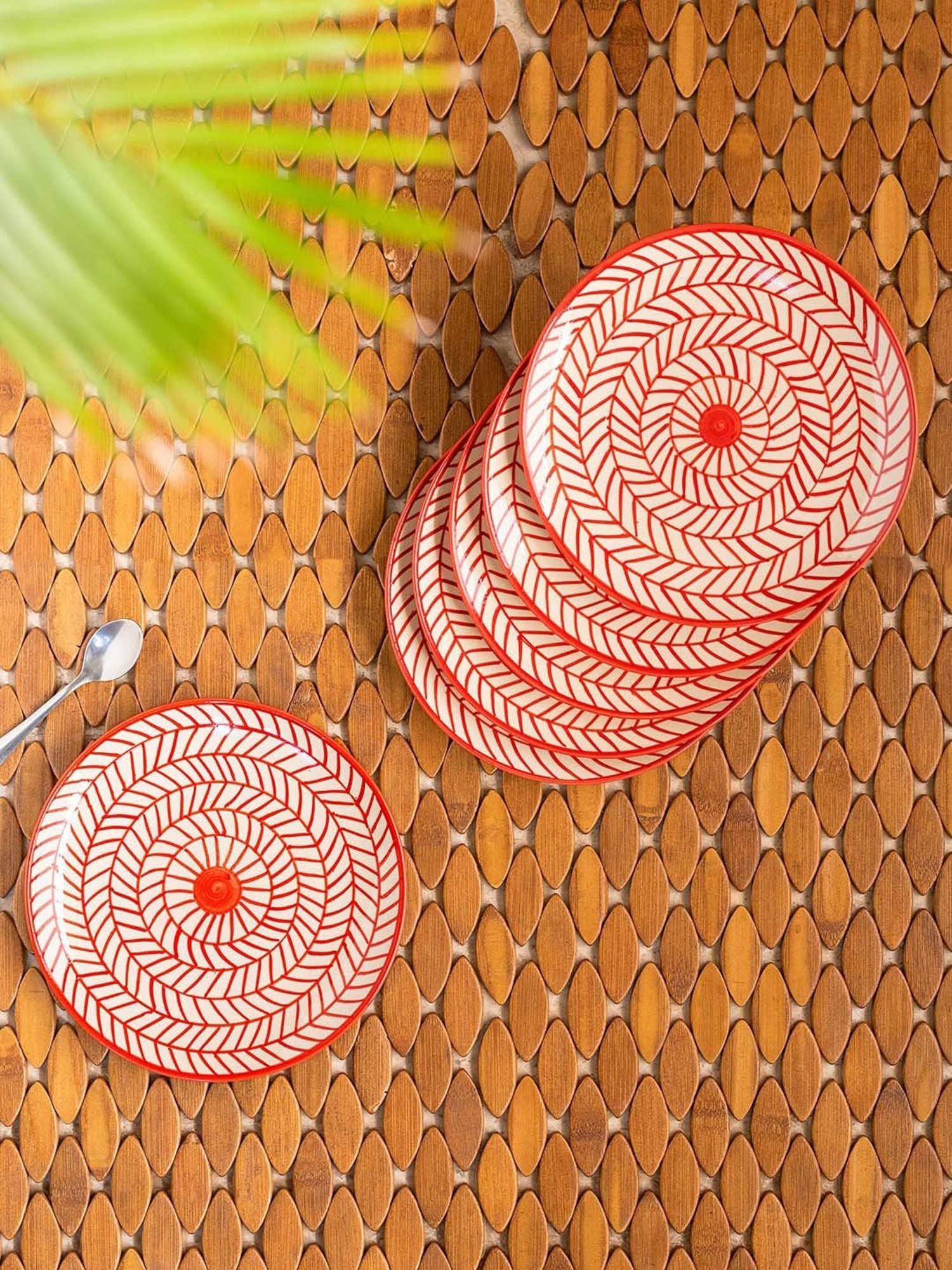 Nestasia Premium Quality Mandala Yellow Spiral Printed Square Shaped Ceramic Plate With Handle