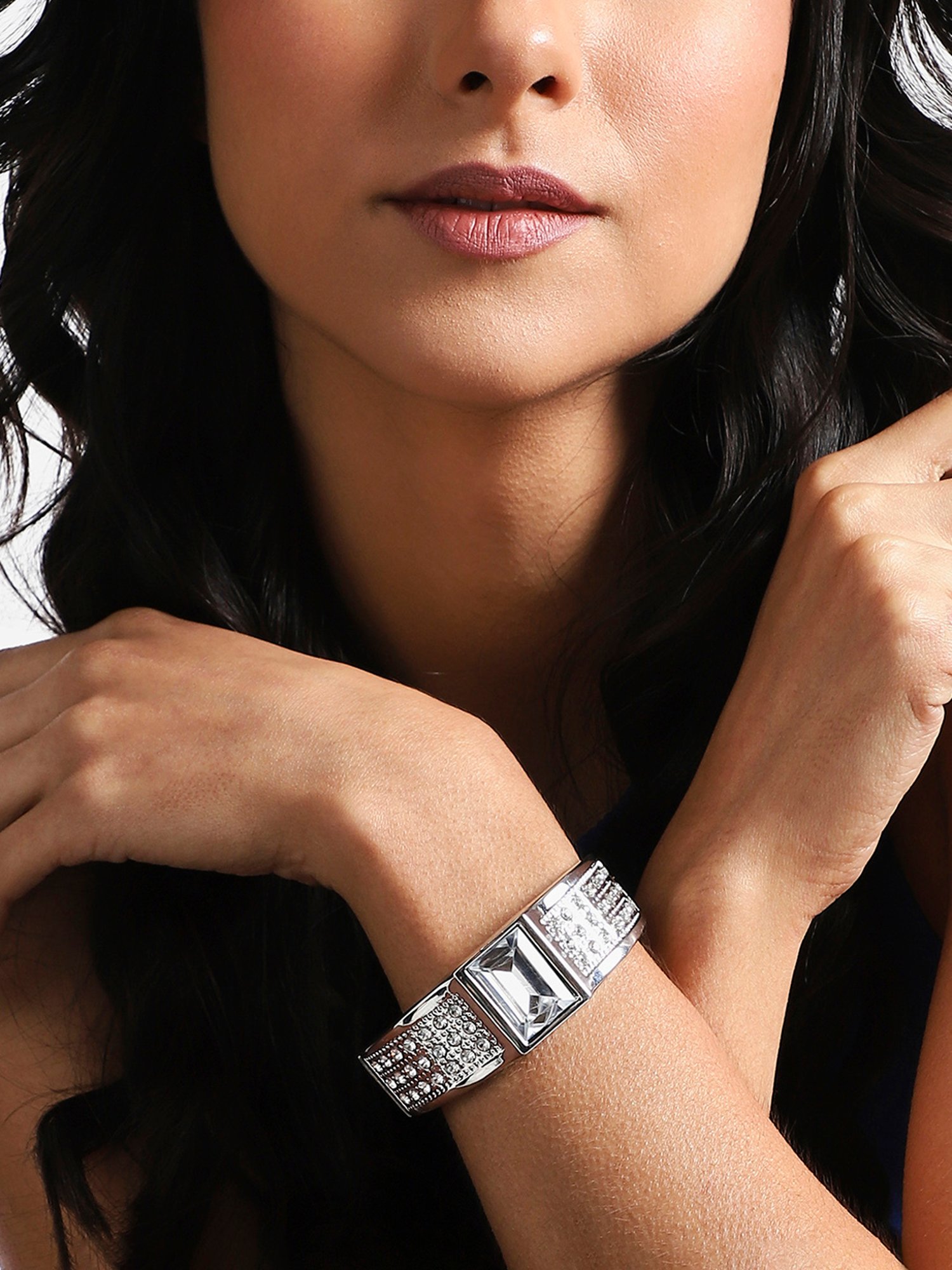 SOHI Maxi Crystal Bracelet For Women