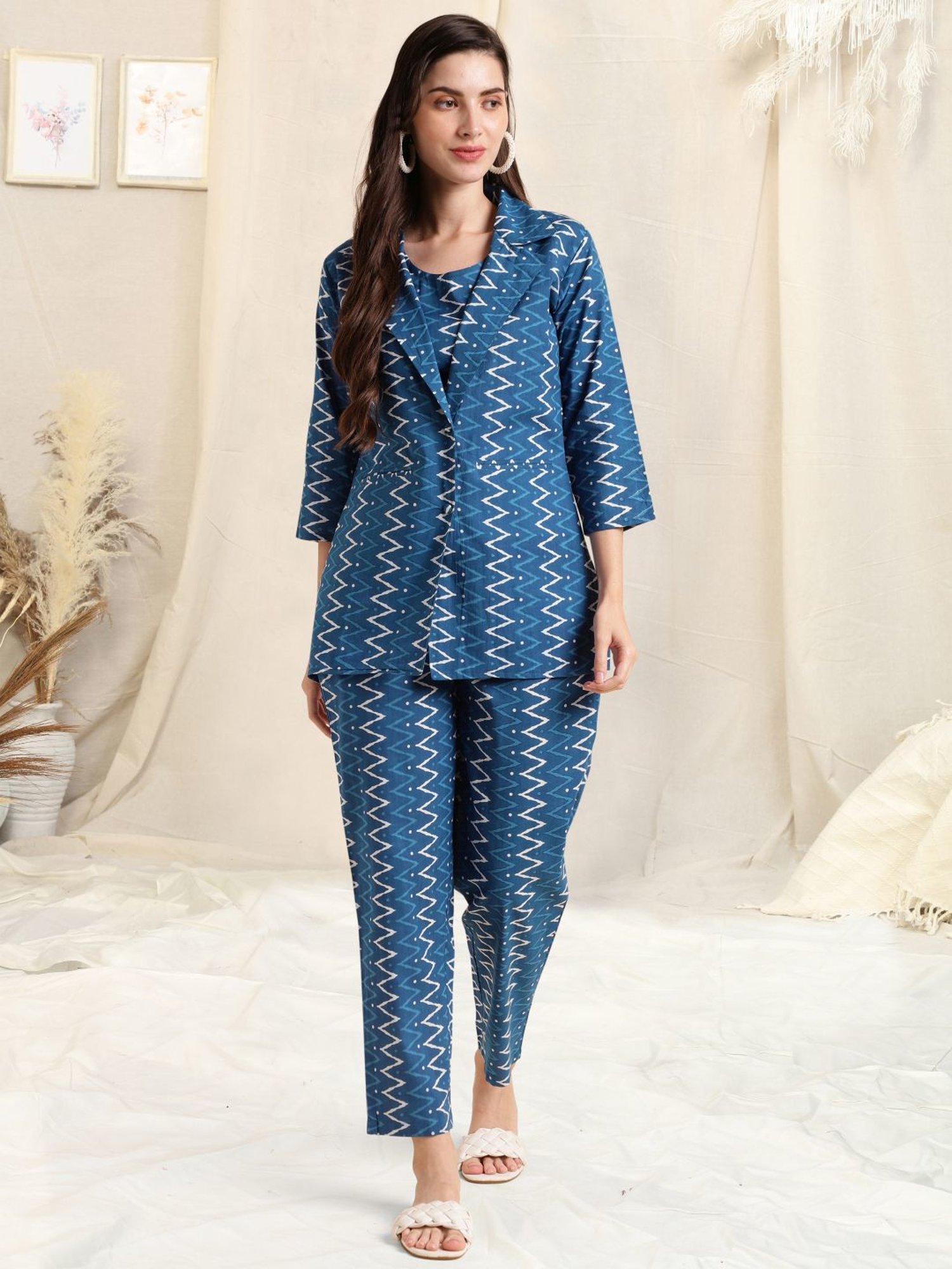 MIRCHI FASHION Blue Cotton Printed Top Pant Set With Jacket