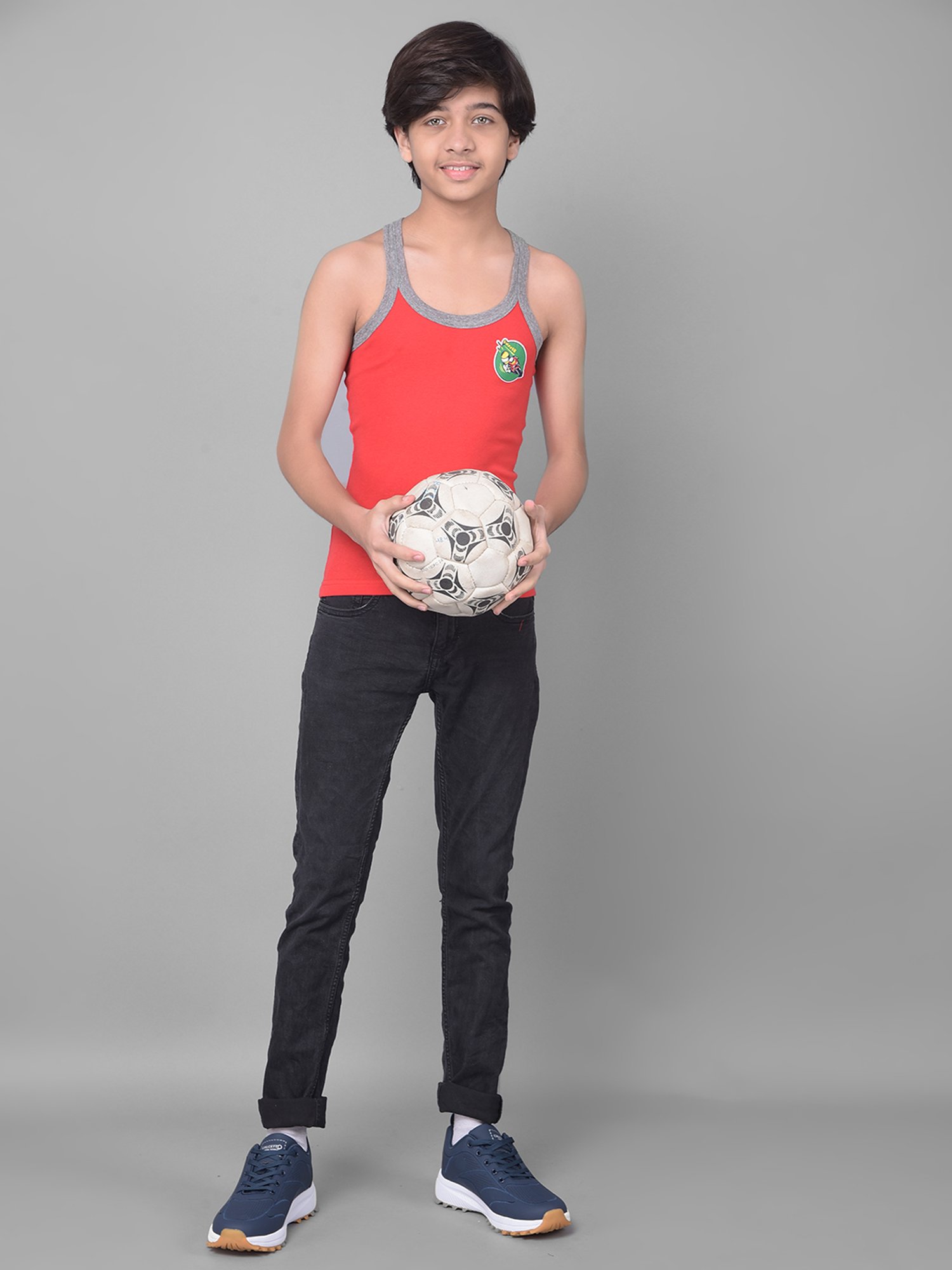 Dollar Bigboss Boys Multicolor Solid Gym Vest (Pack Of 5)