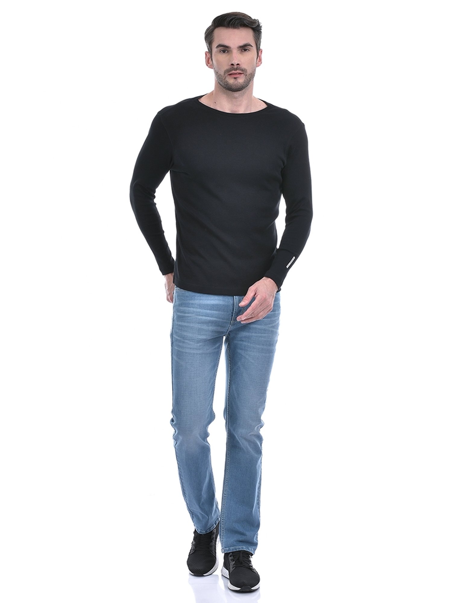 NUMERO UNO Black Slim Fit Solid Round Neck Brushed Fleece T-Shirt