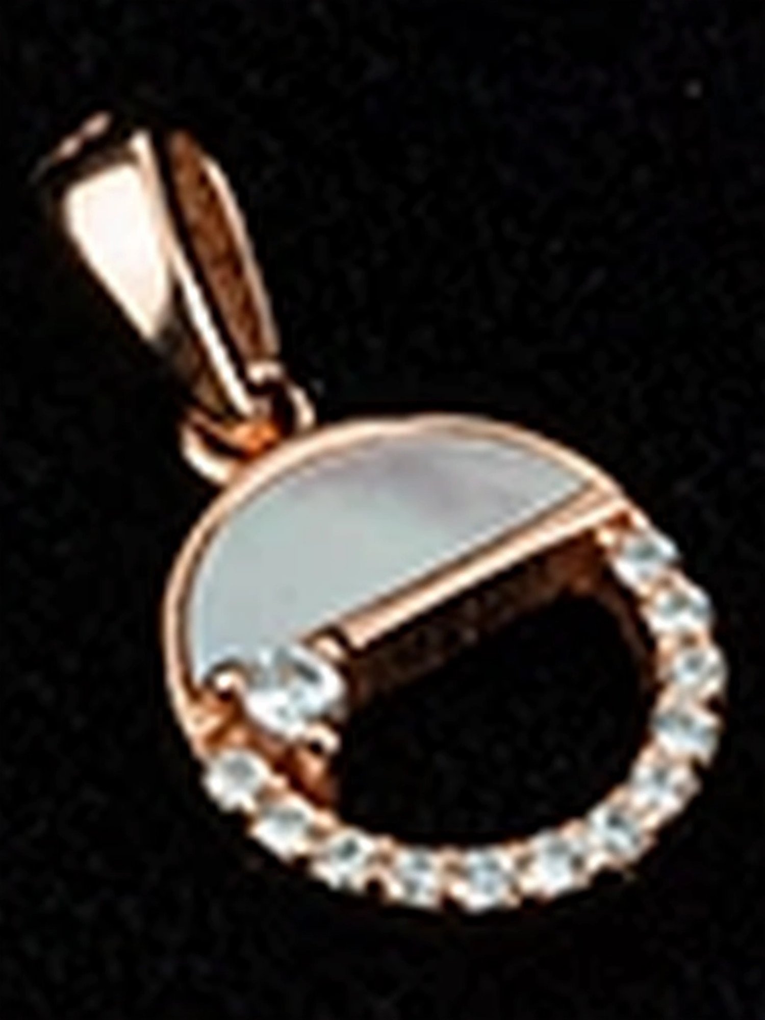 Touch925 Sterling Silver Radiant Circle Pendant Set for women