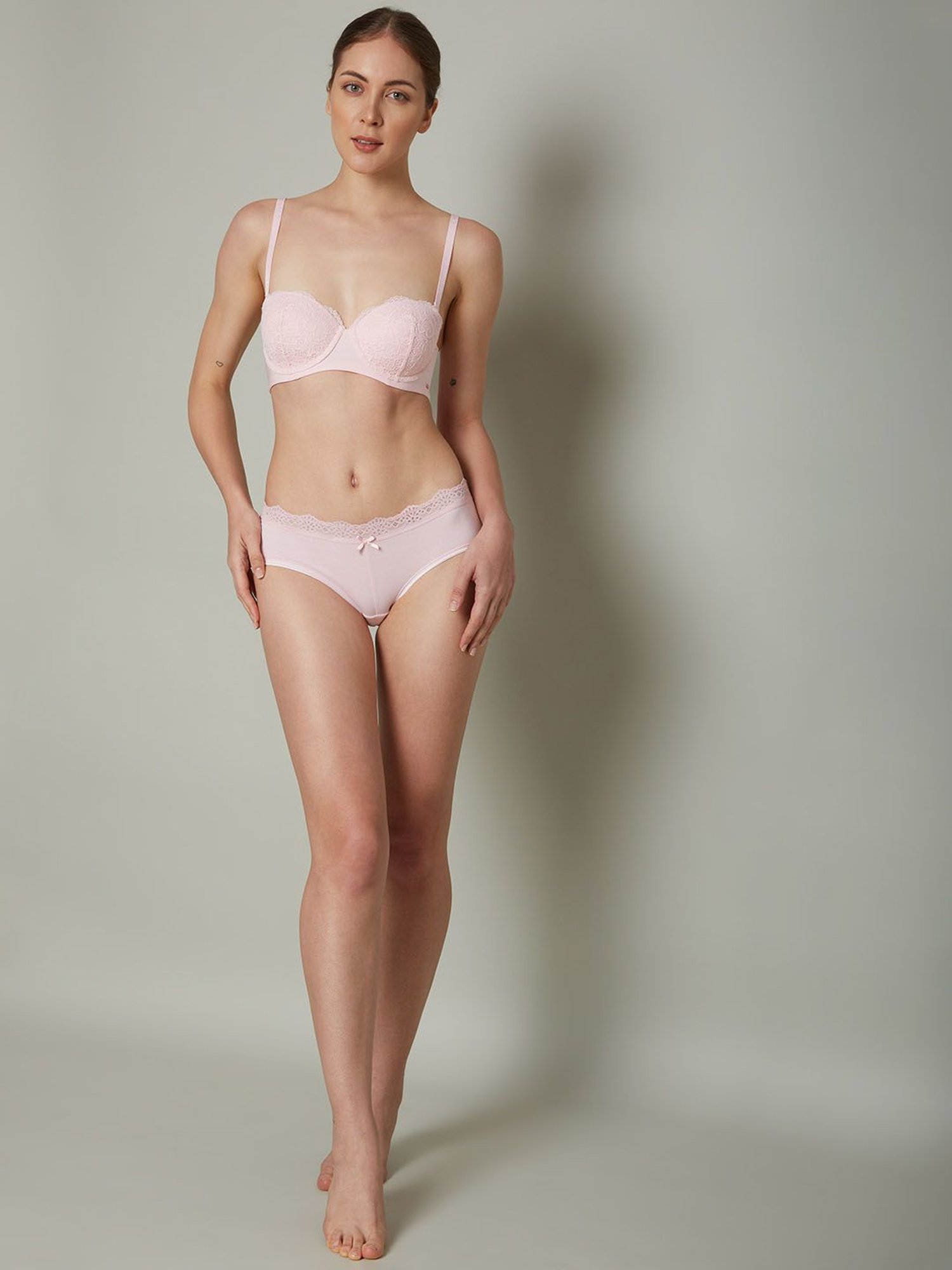 Vero Moda Intimates Light Pink Lace Half Coverage T-Shirt Bra