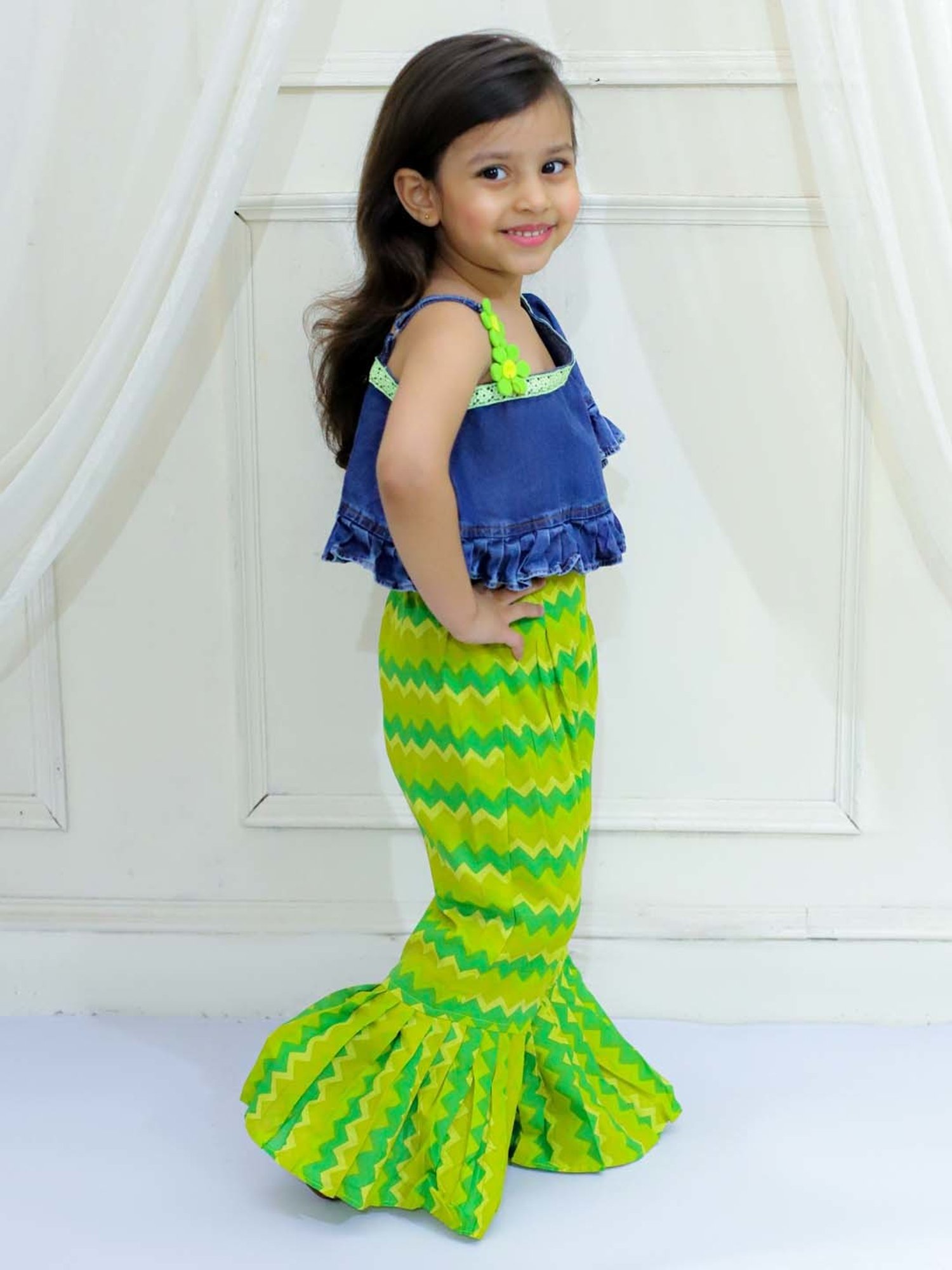 TWISHA Kids Blue & Green Applique Top Set