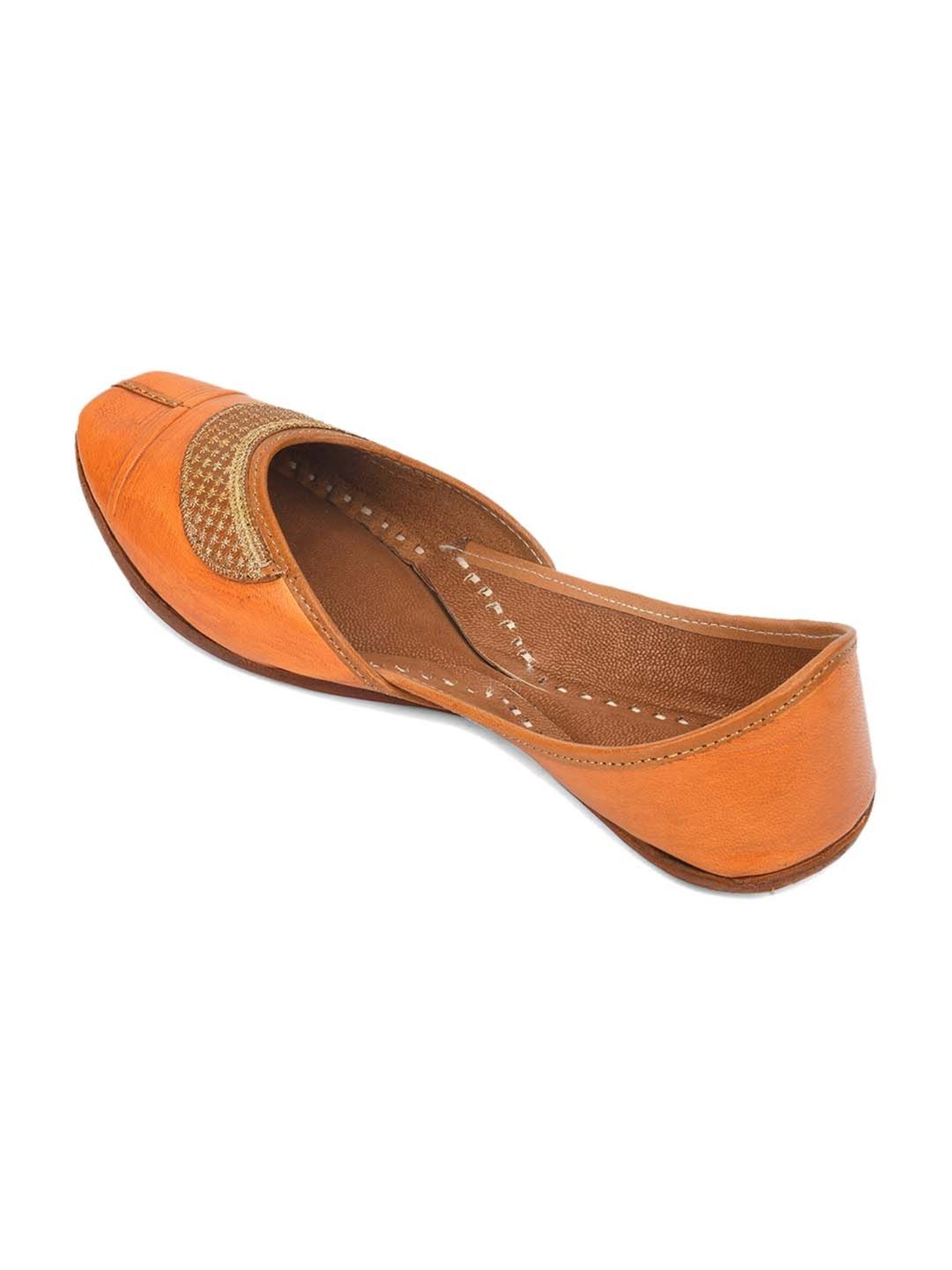 Desi Colour Women's Orange Ethnic Juttis