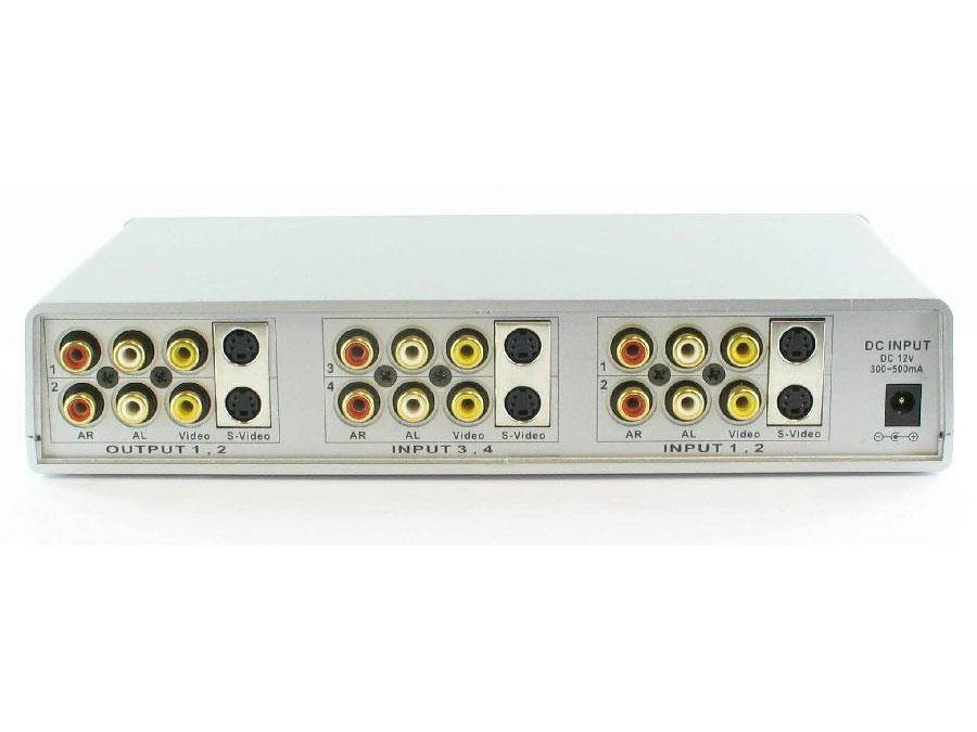Shinybow - SB-5430 - Shinybow 4x2 Composite/S-Video/Audio Routing Switcher Selector (IR) - 4 x 2Composite Video In -