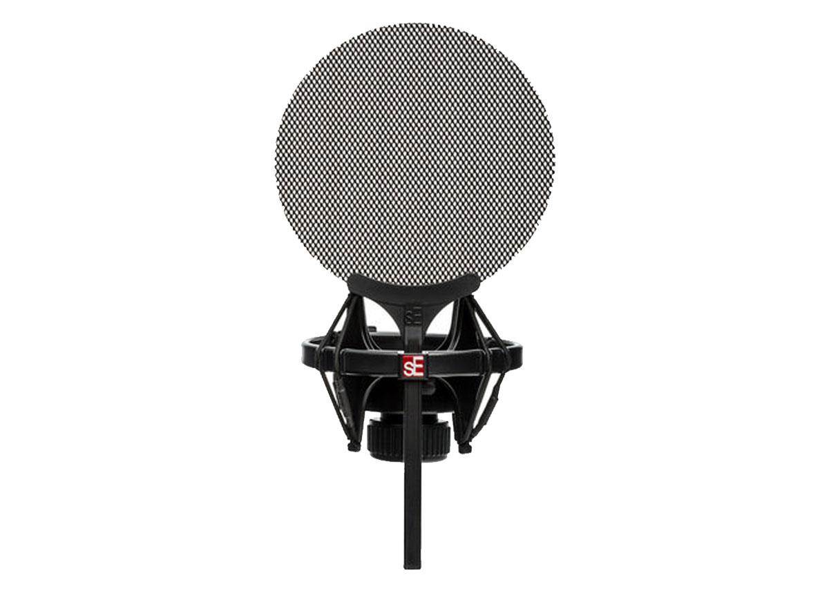 sE Electronics sE2300 microphone with shock mount,pop filter and thread adapter Black