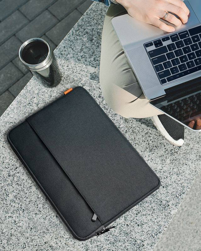 BELKIN Black 13"  Laptop/Chromebook sleeves Black - Model B2B064-C00