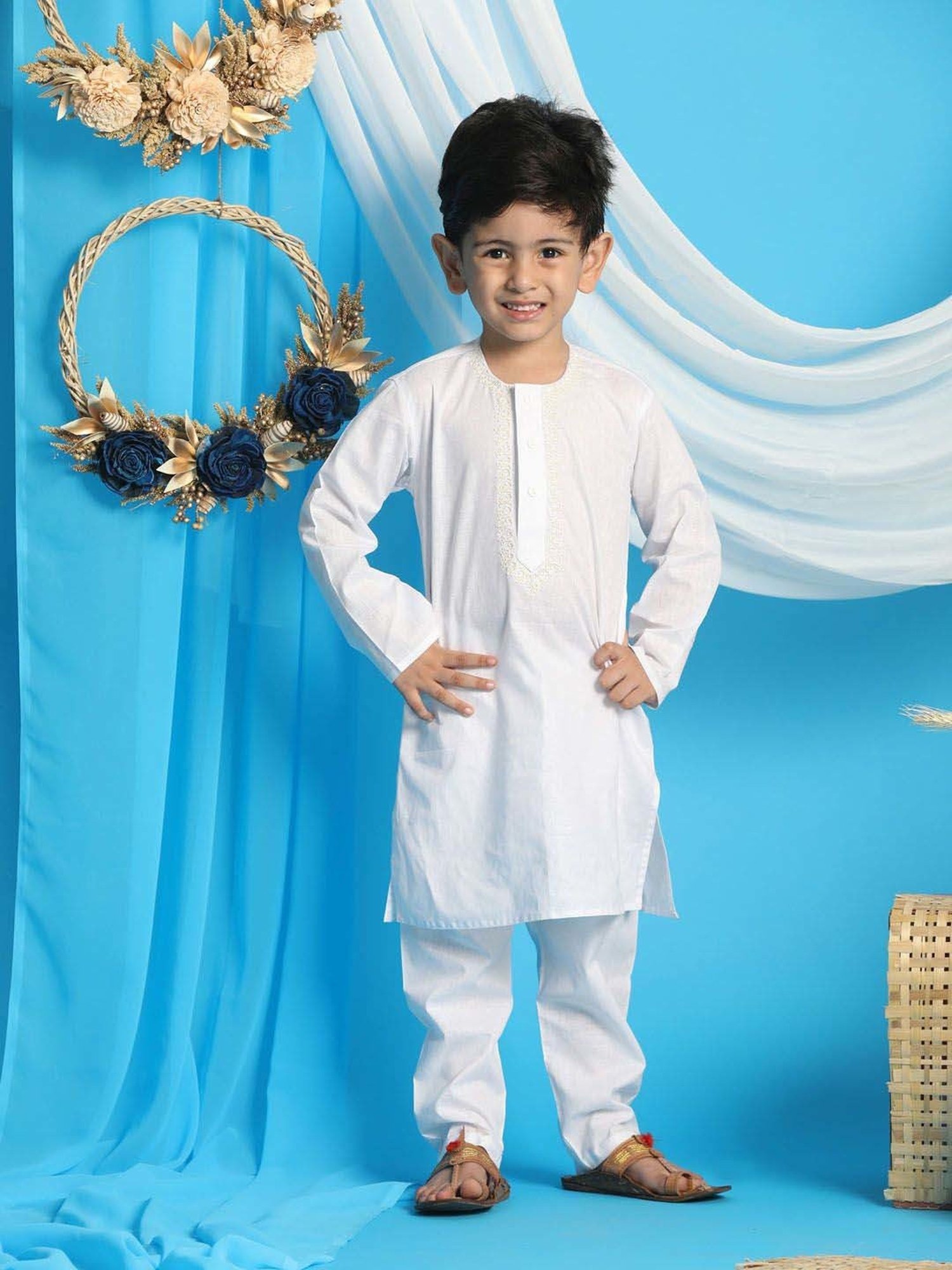 VASTRAMAY Boys White & White Embroidery Full Sleeves Kurta Sets