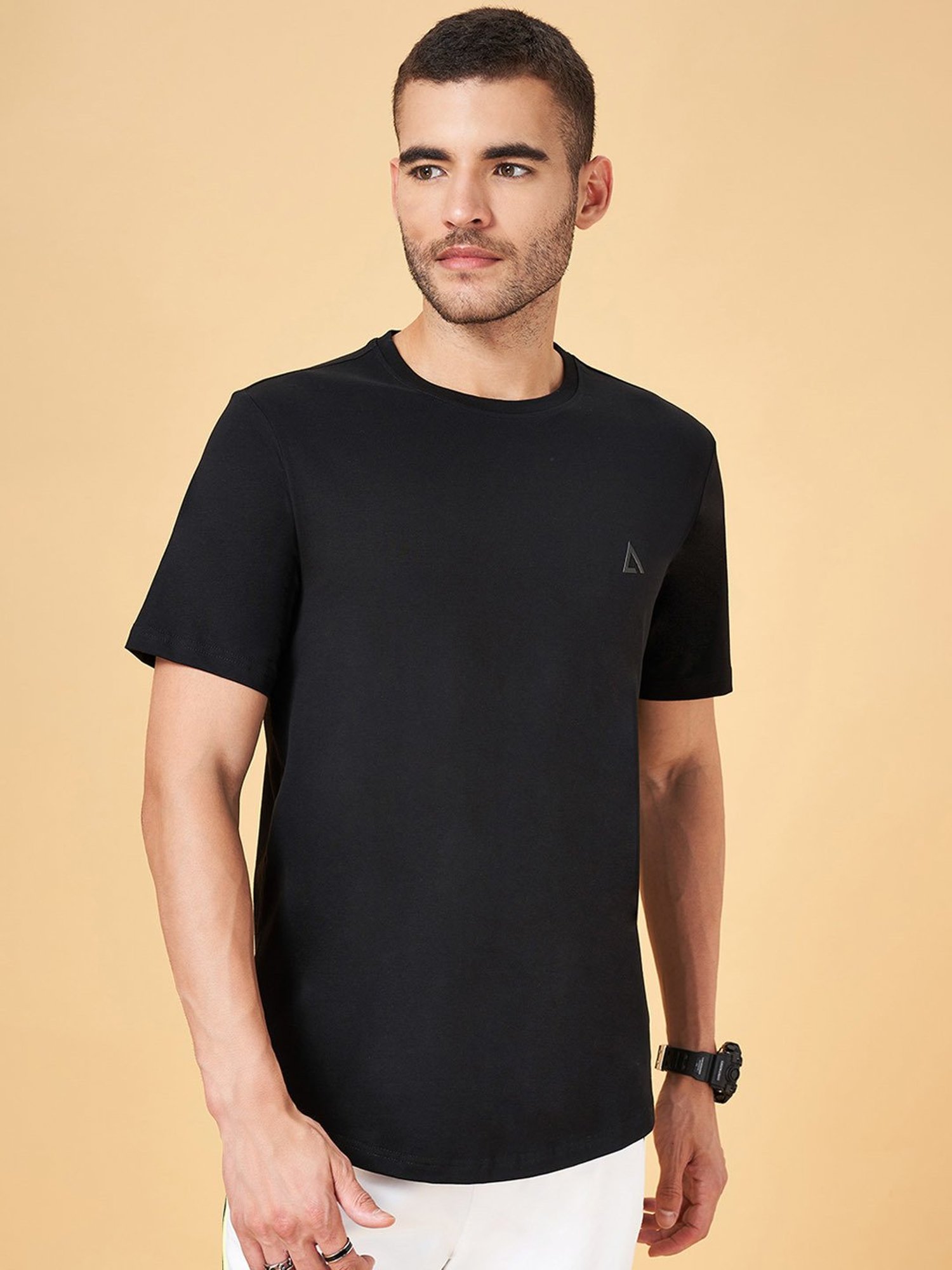 Street 808 by Pantaloons Black Regular Fit T-Shirt
