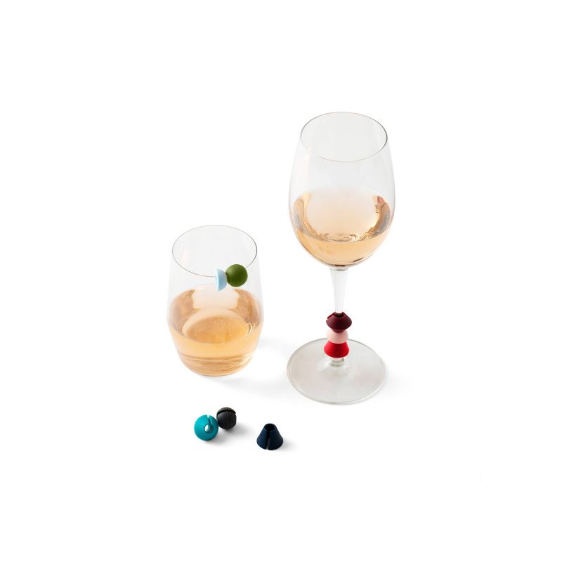 Rabbit 8pc Wine Charms with Magnetic Tin