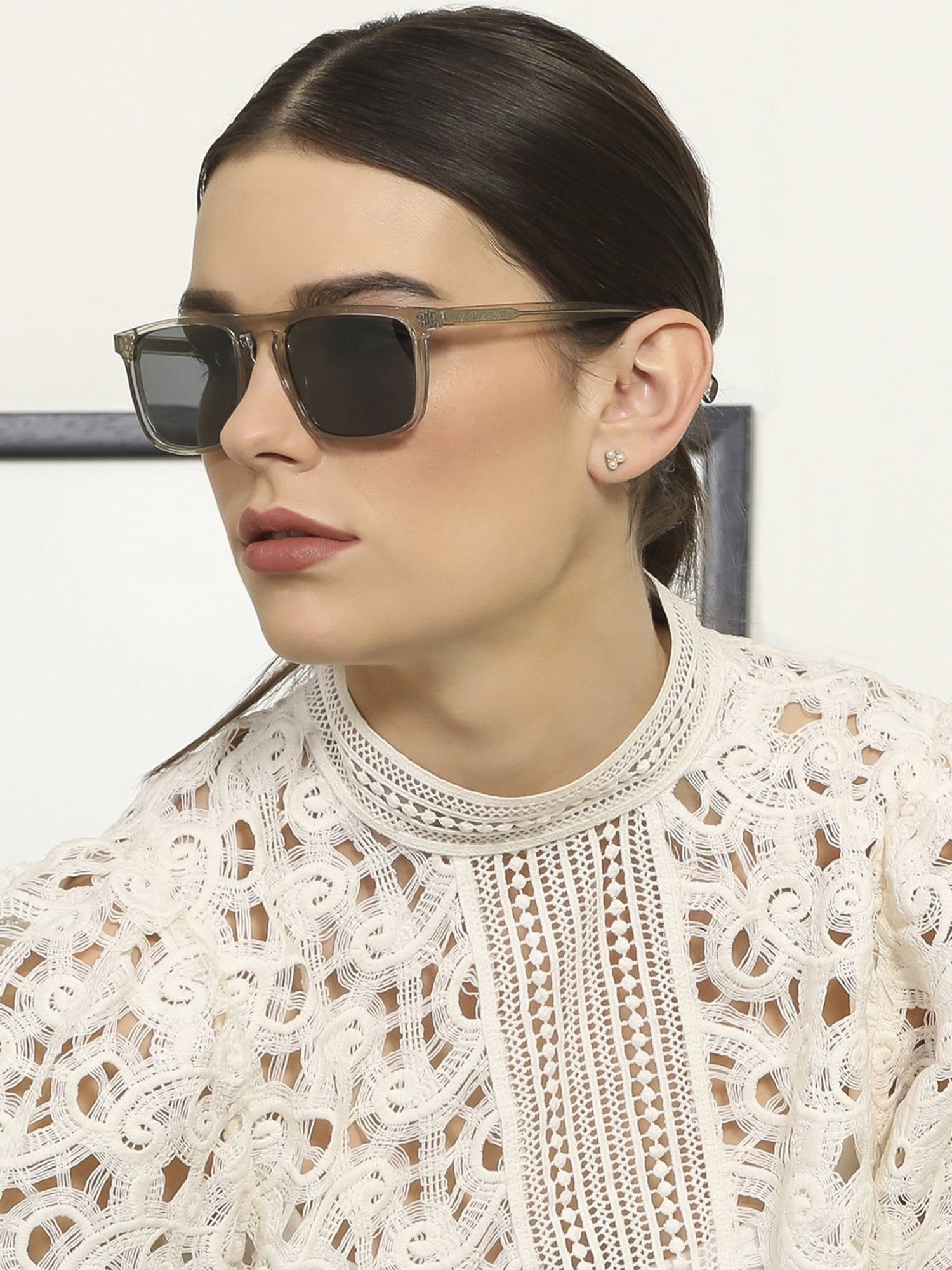 John Jacobs JJ S13081 Light Grey Square Sunglasses