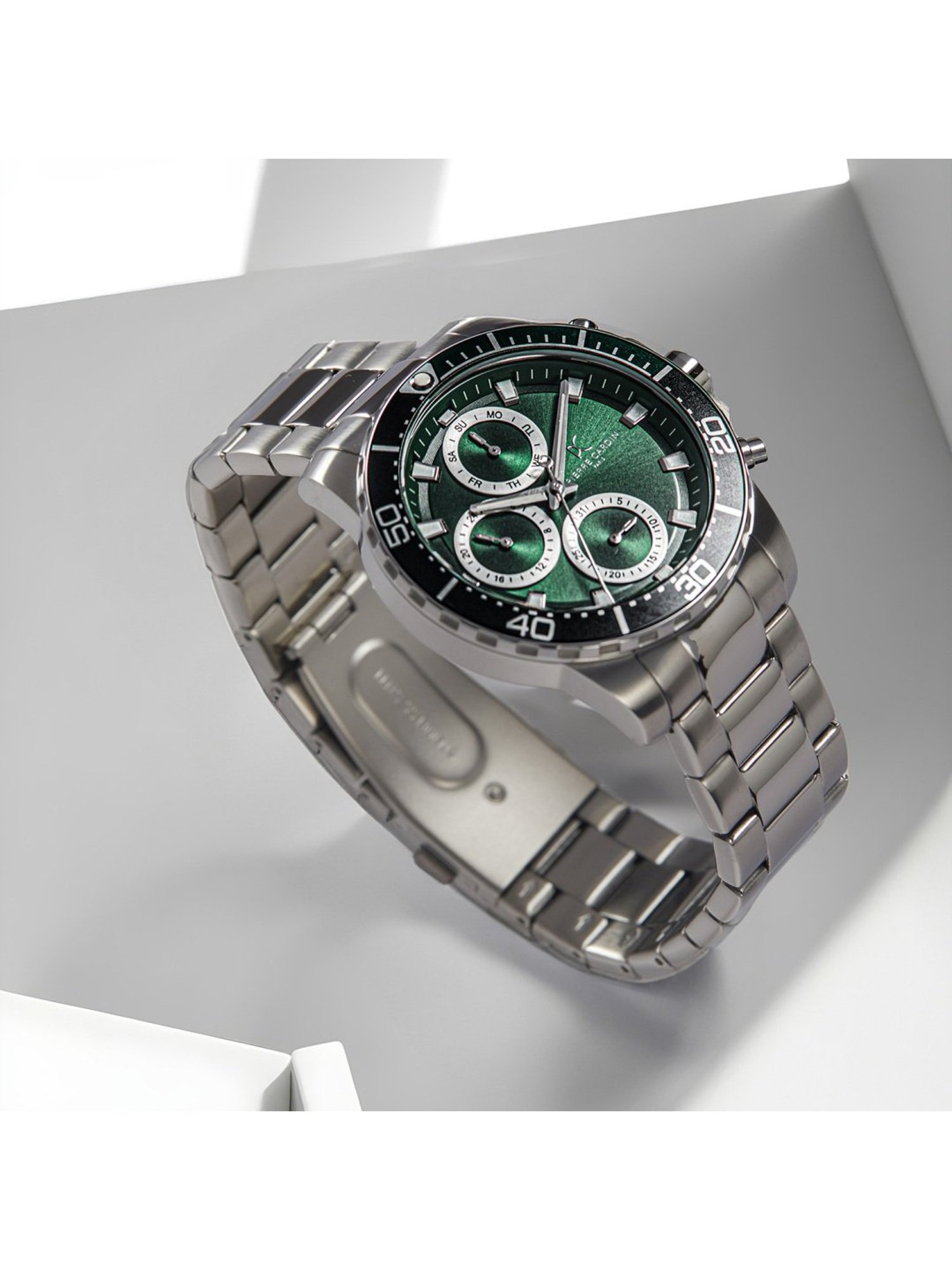 Pierre Cardin CF.0106.SJW.1 Nation Analog Watch for Men