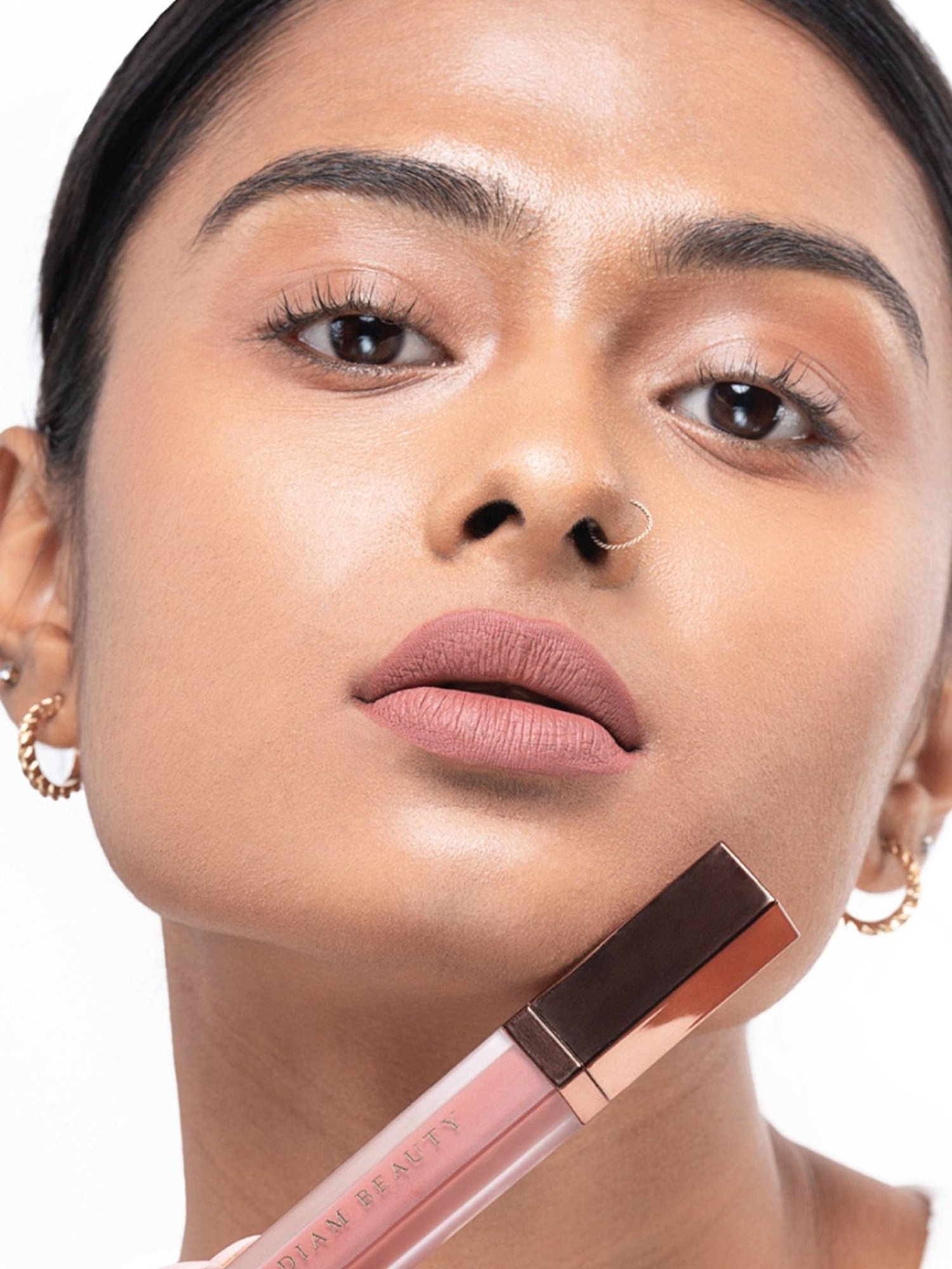 DIAM BEAUTY Matte-nificient Liquid Lipstick Nude Attitude - 6 ml