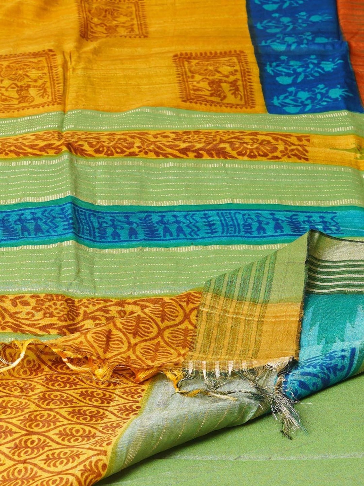 Unnati Silks Yellow Silk Printed Saree With Unstitched Blouse