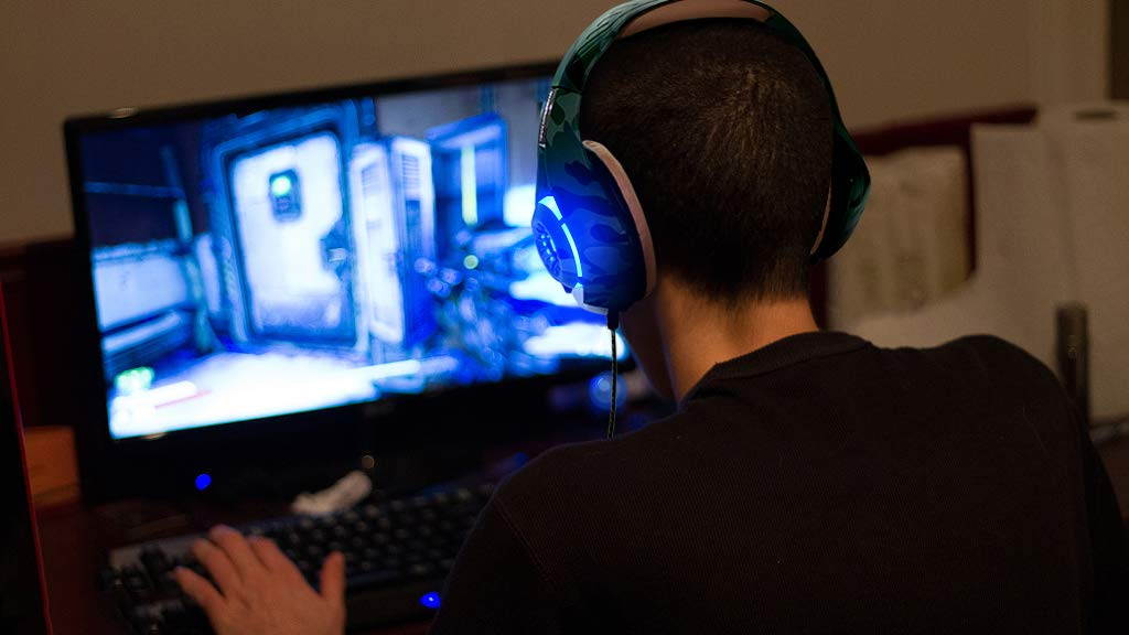 Beexcellent GM-1  Gaming Headset for PS4 Xbox One PC Gaming Headphone with Crystal Stereo Bass Surround Sound, LED Lights & Noise-Isolation Microphone