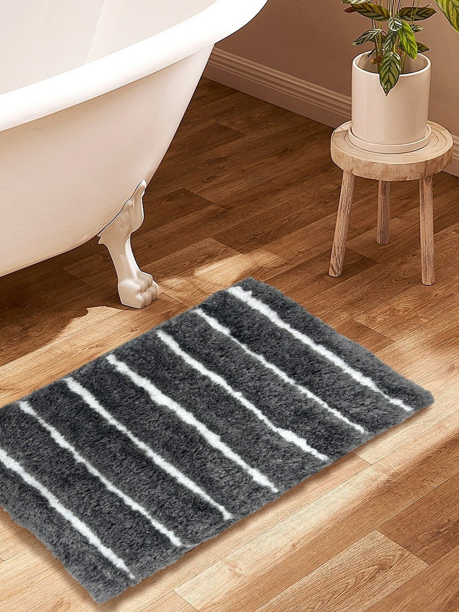 Nautica Stripes Grey 2200 GSM Polyester Anti Slip Medium Bath Mat