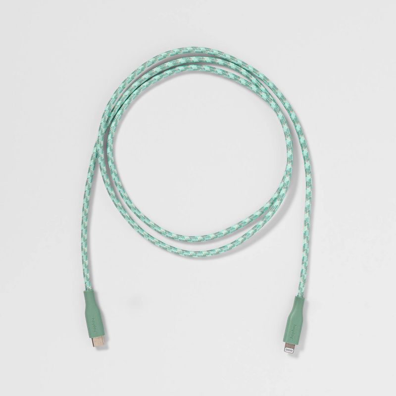 heyday™ 4' USB-C to Lightning Braided Cable – Evergreen