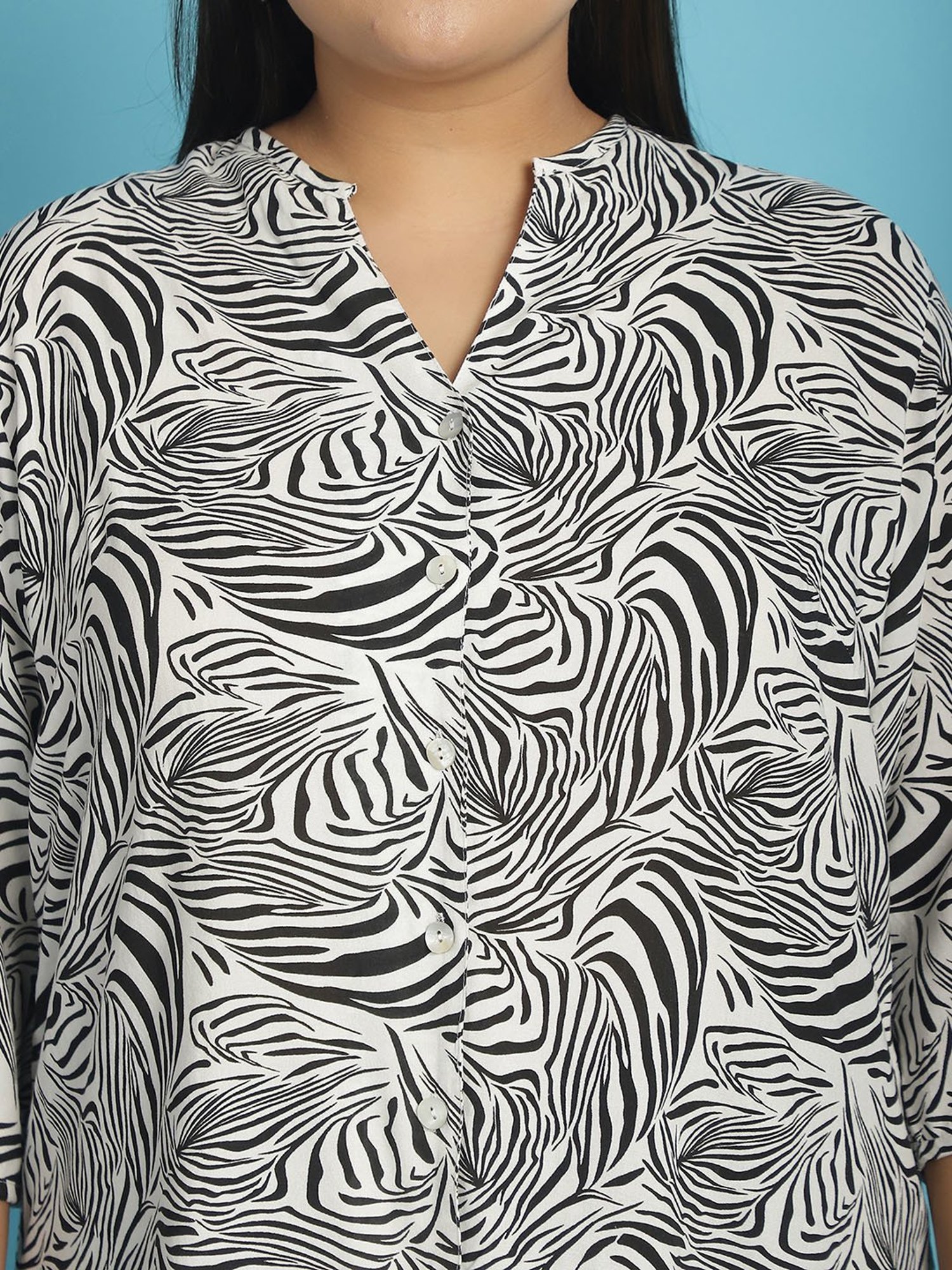 theRebelinme White & Black Floral Print Shirt