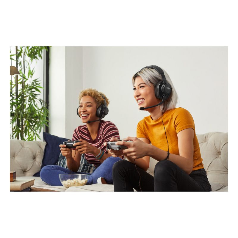 JBL Quantum 200 Over-Ear Gaming Headset (Black)