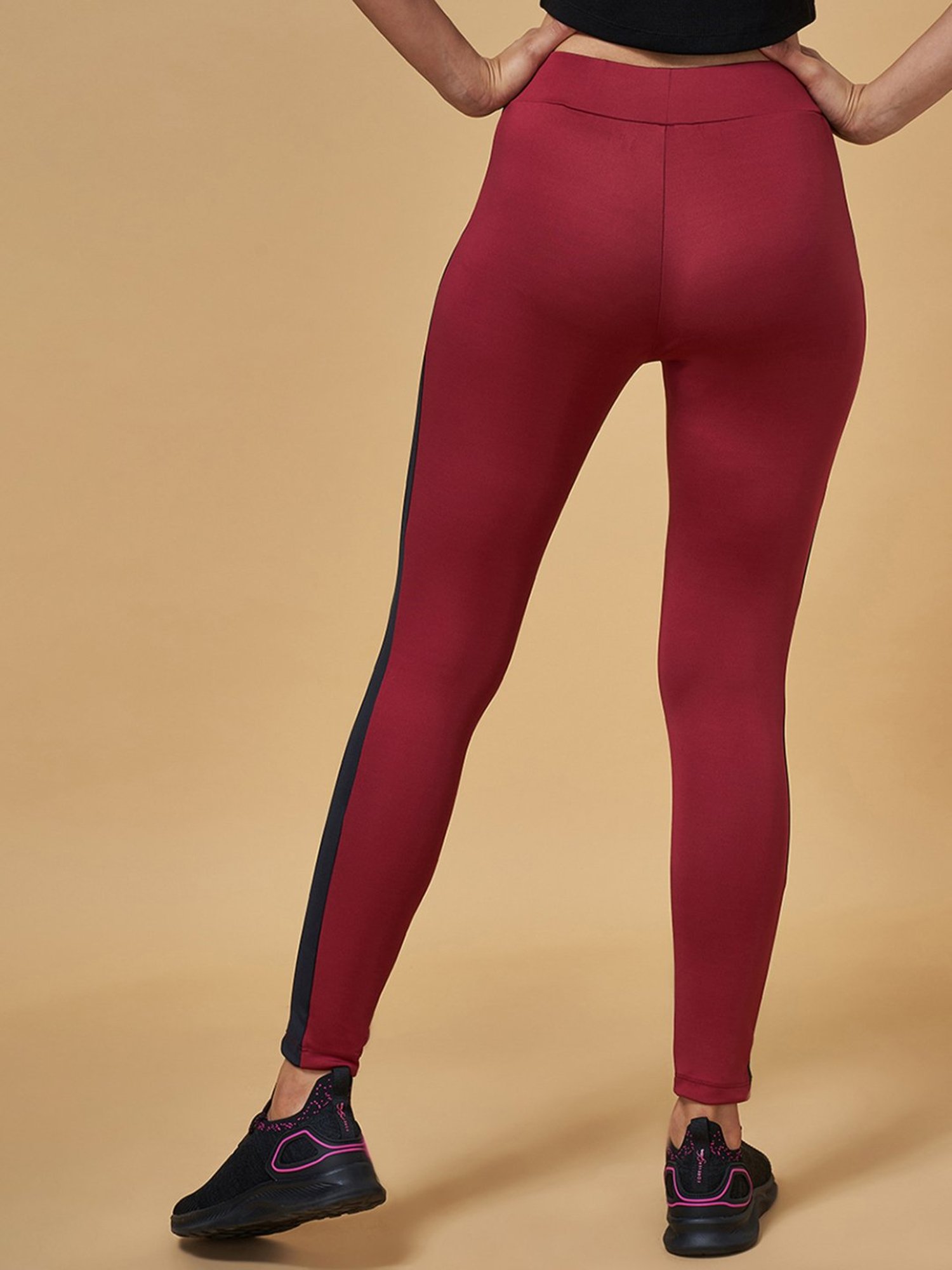 YU by Pantaloons Red Printed Tights