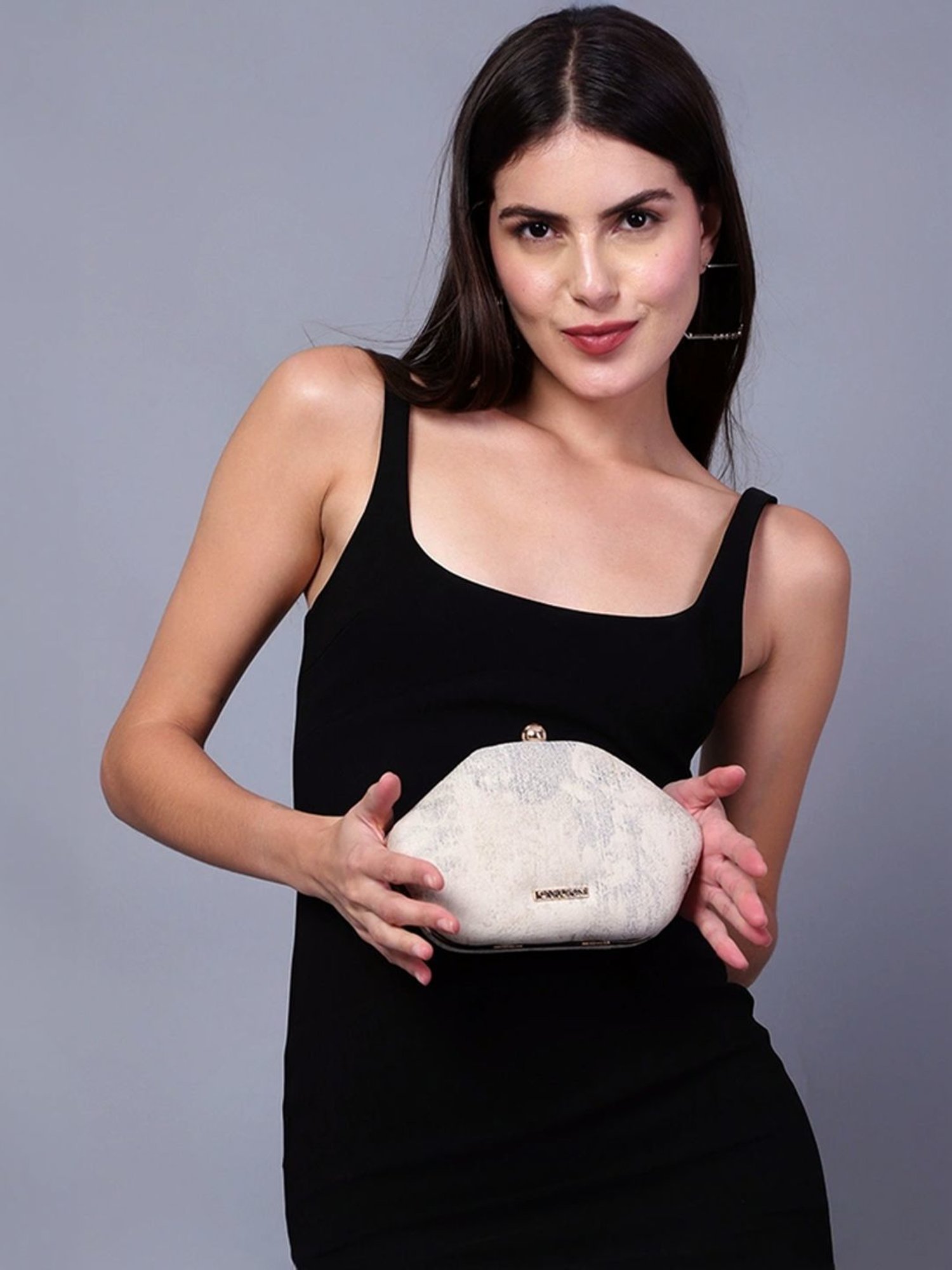 Accessorize London Green Solid Pouch