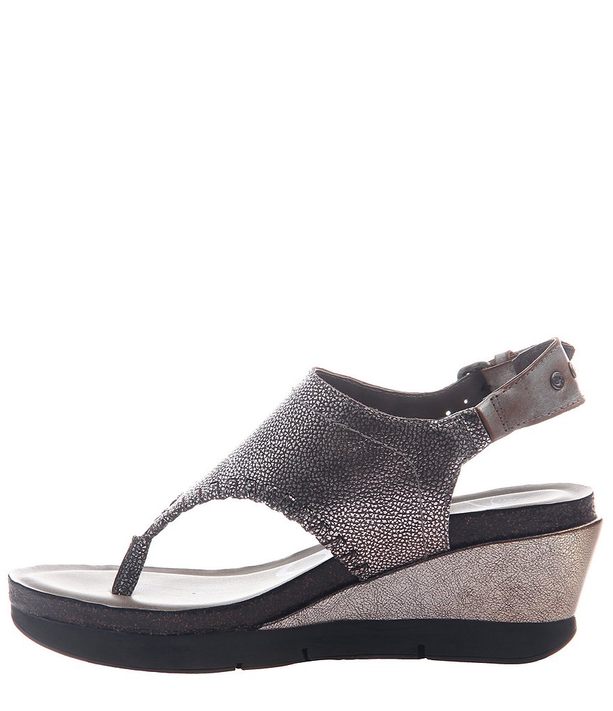 OTBT Meditate Metallic Leather Thong Wedges