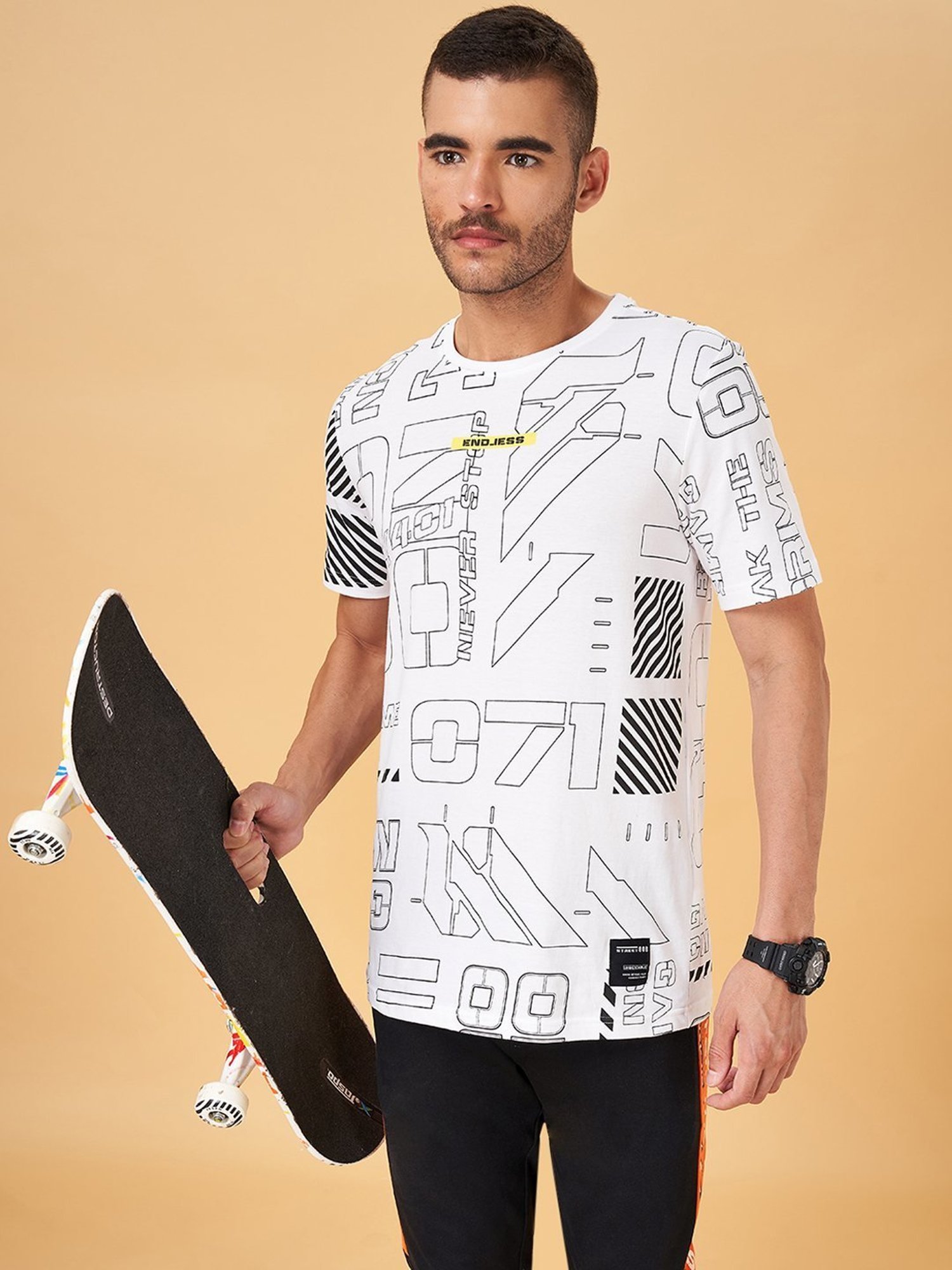 Street 808 by Pantaloons White & Black Regular Fit Printed T-Shirt