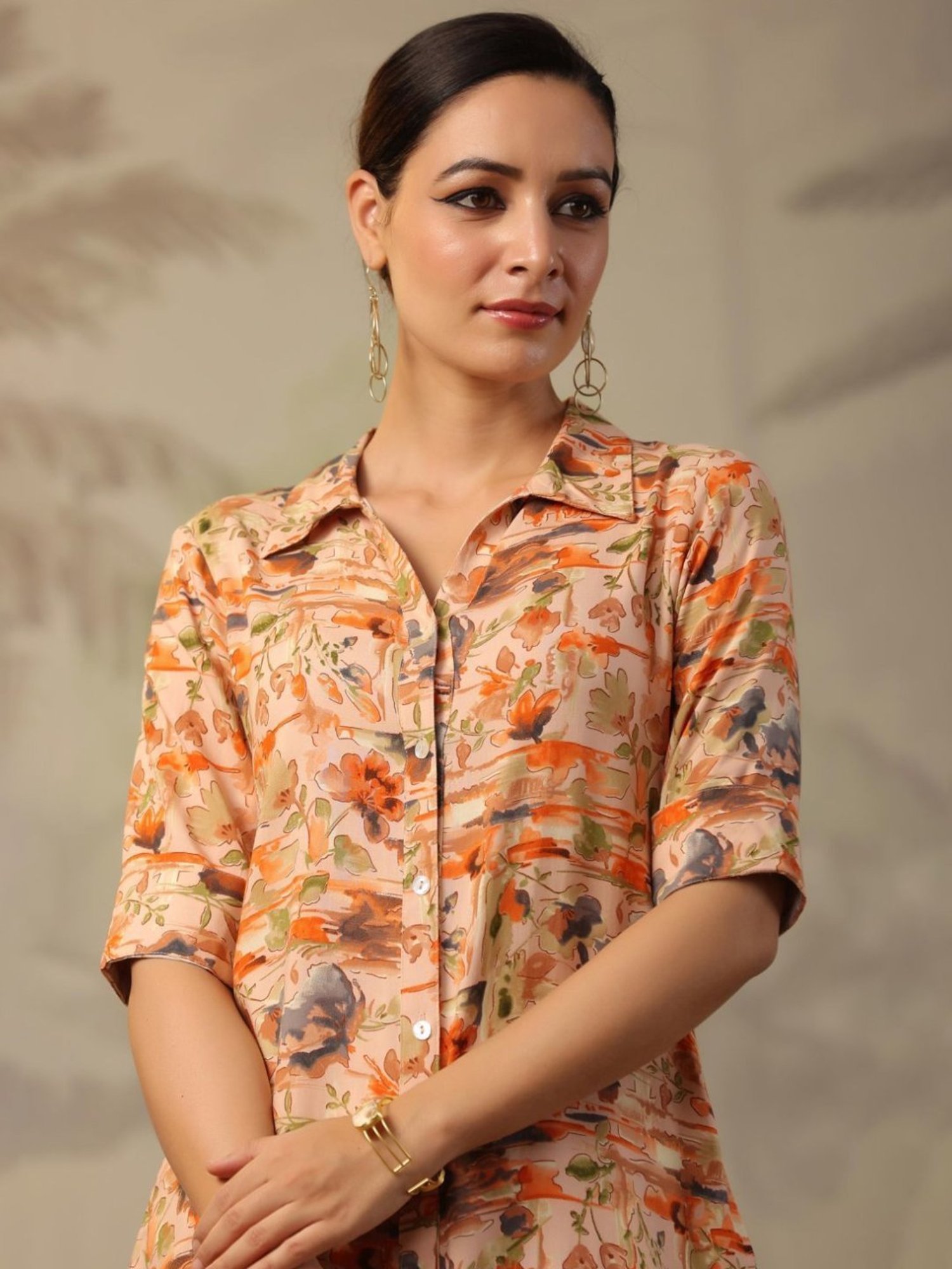 Artagai Beige Co-Ord Set with Notch Collar Kurta and Straight Pants