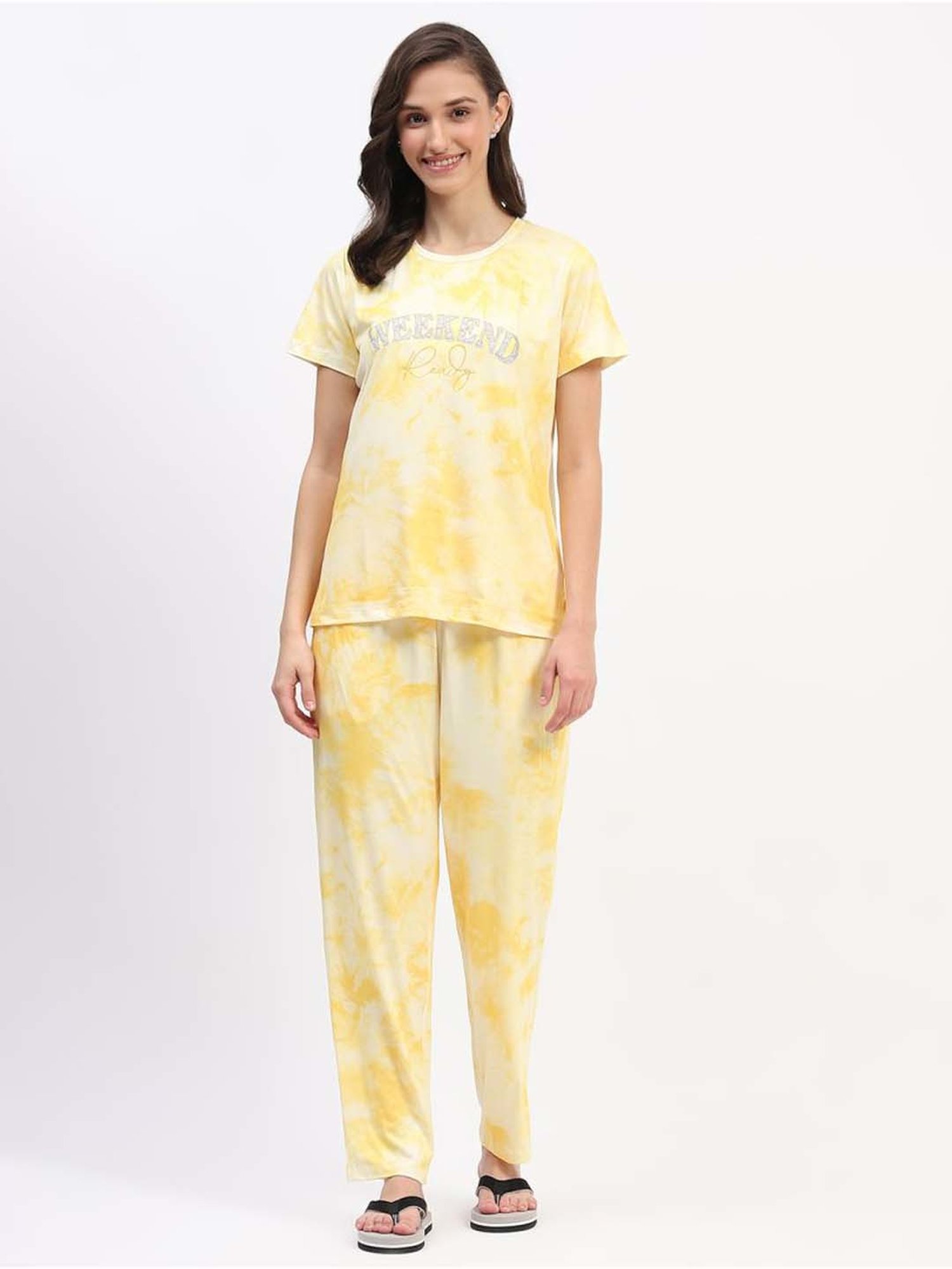 MADAME M Secret Yellow Printed T-Shirt Pyjamas Set